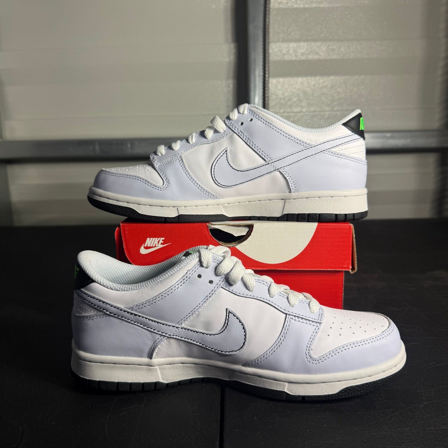 Size 6.5Y - Dunk Grey