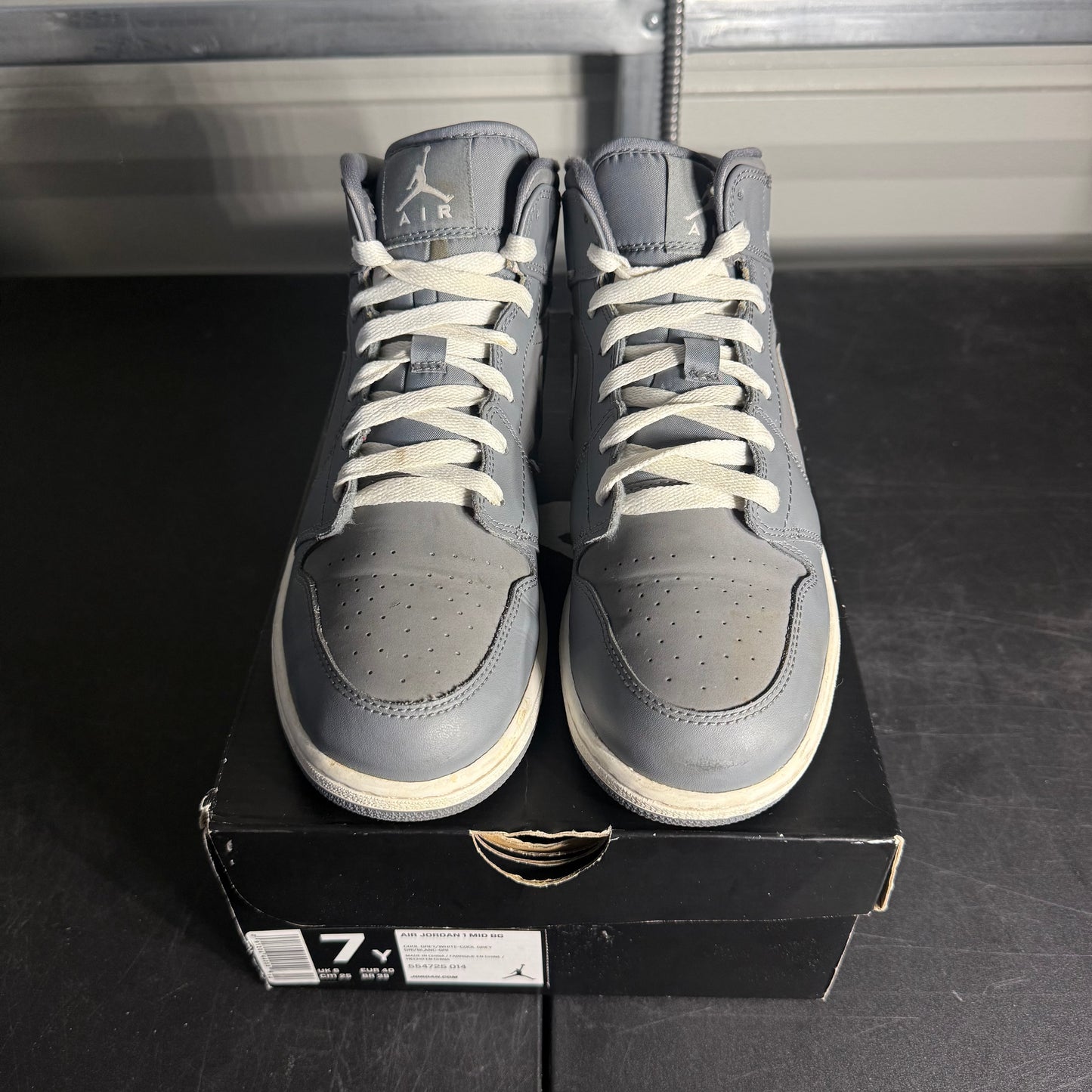 Size 7Y - AJ 1 Mid Cool Grey