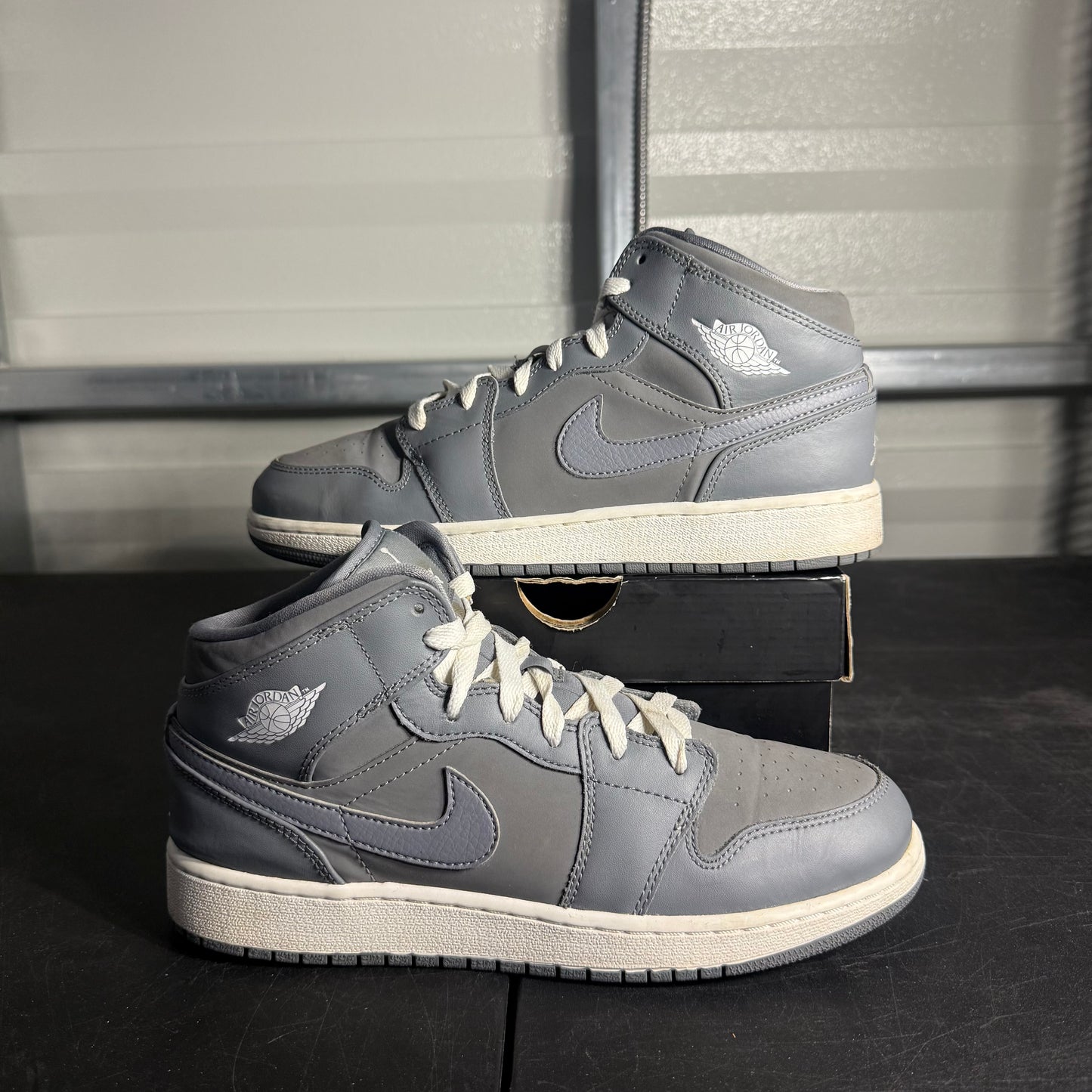 Size 7Y - AJ 1 Mid Cool Grey