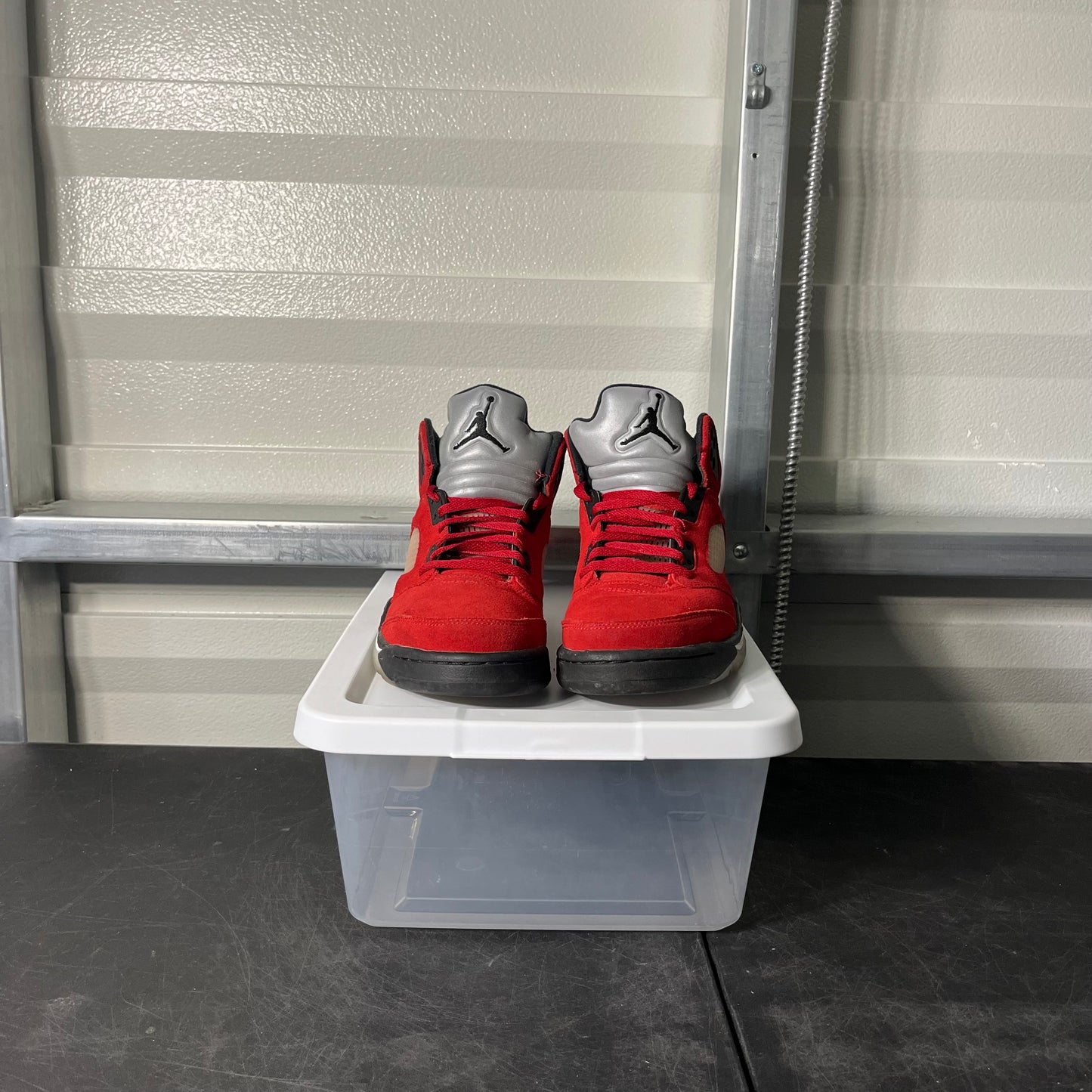Size 8 - AJ 5 Raging Bull