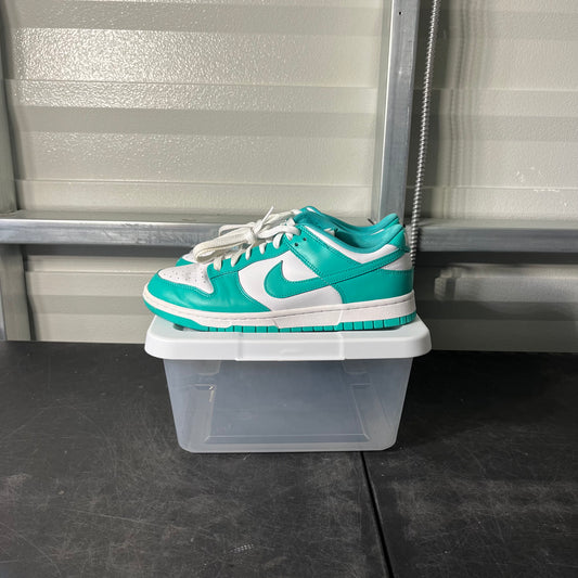 Size 8 - Dunk Green Glow