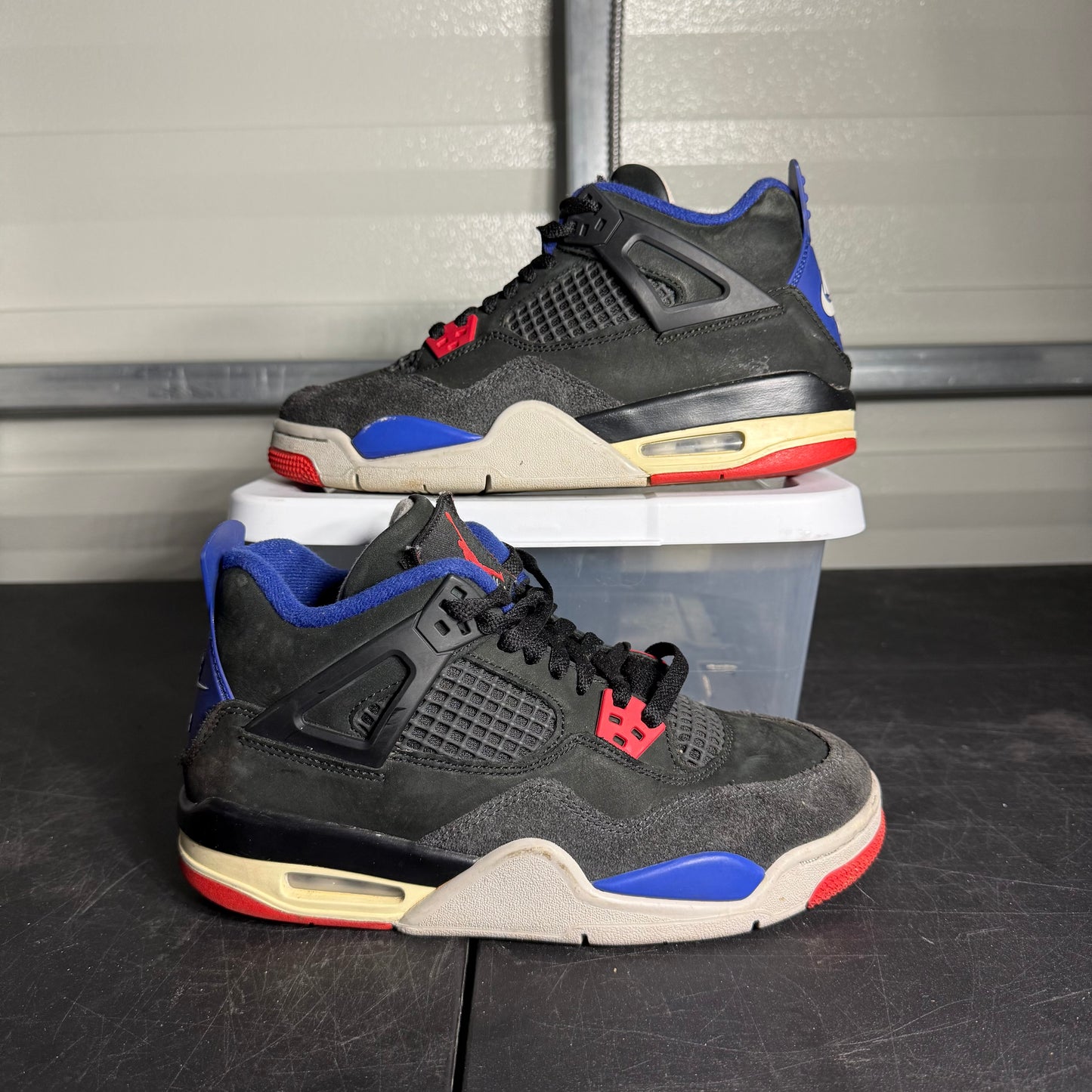 Size 6Y - AJ 4 Rare Air