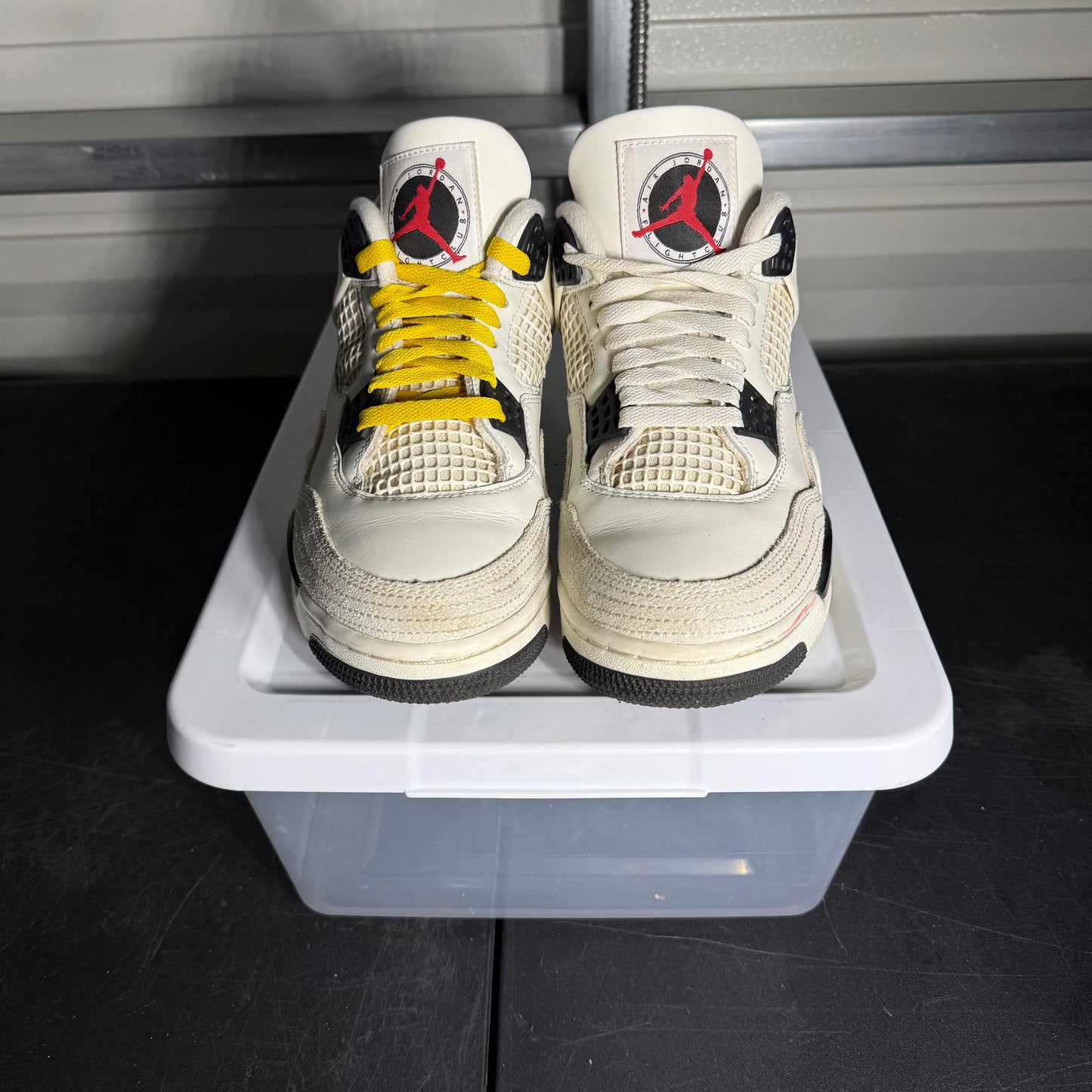 Size 7.5 - AJ 4 Flight Club