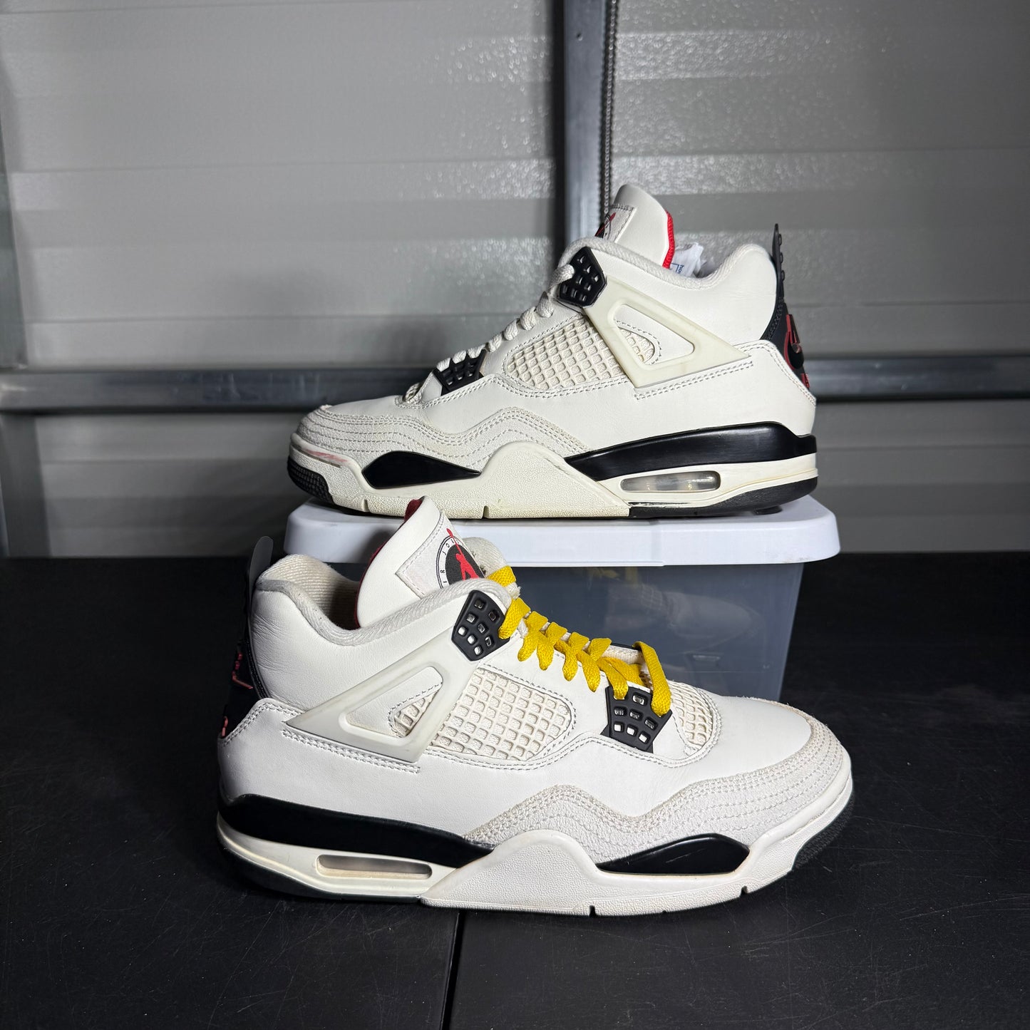 Size 7.5 - AJ 4 Flight Club