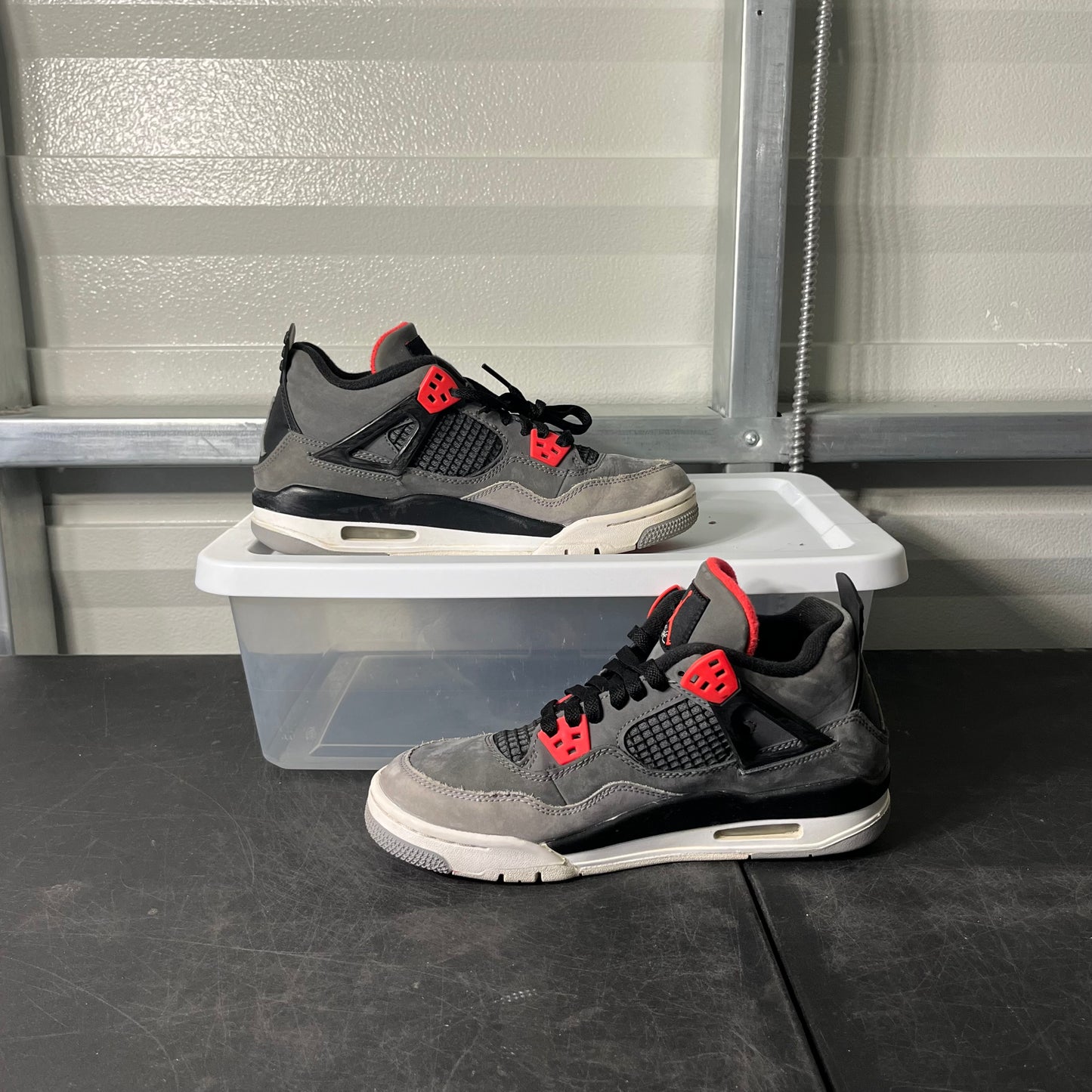 Size 7Y - AJ 4 Infrared