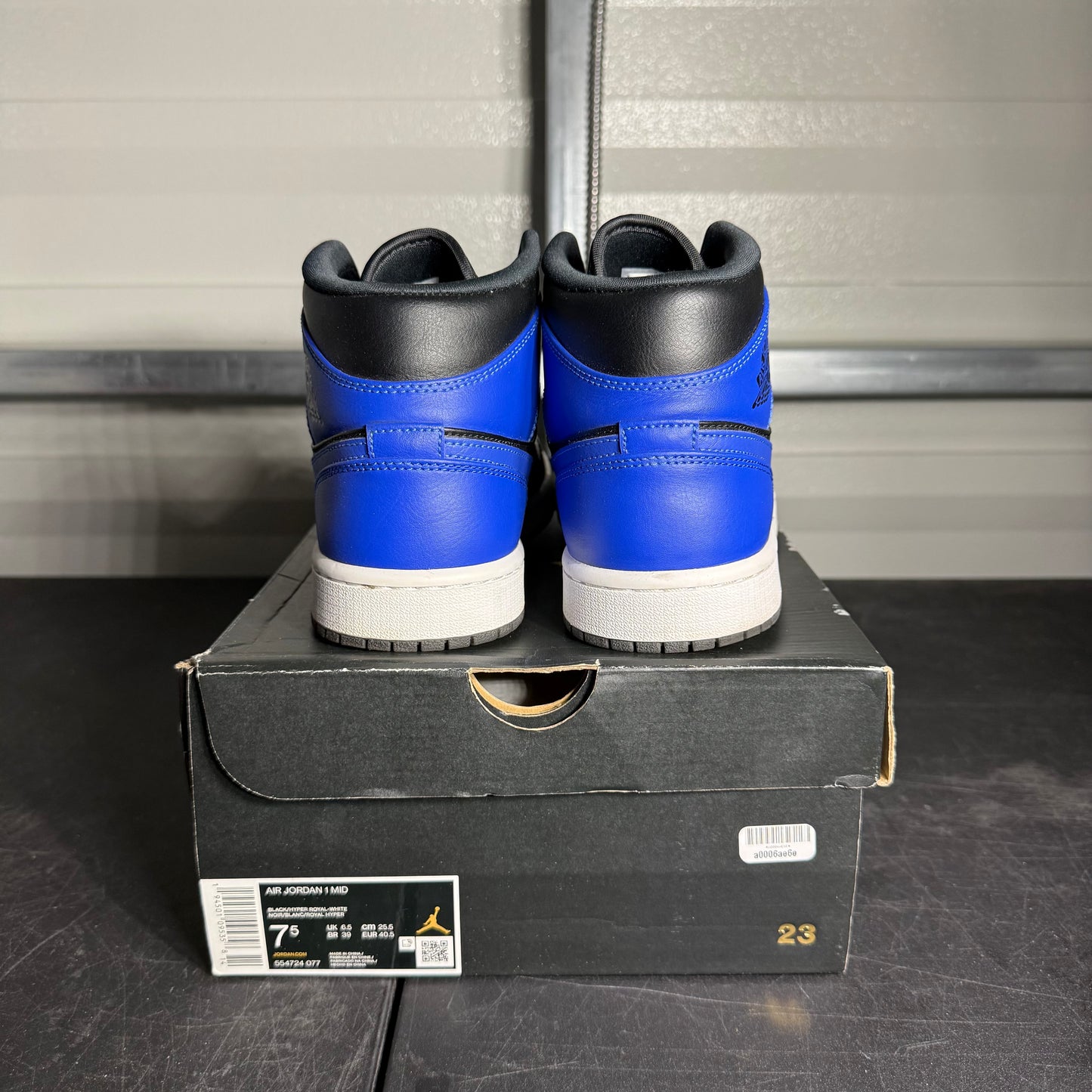 Size 7.5 - AJ 1 Mid Navy Blue
