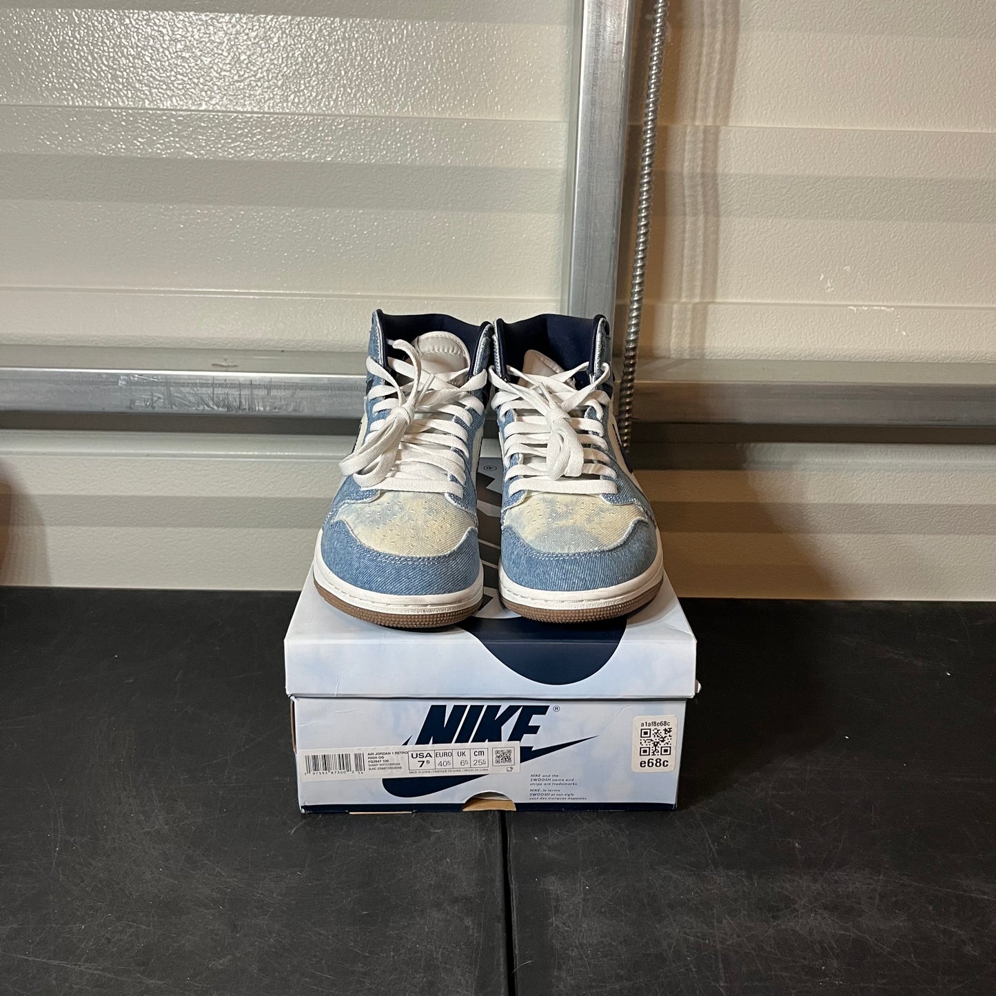 Size 7.5 - AJ 1 Washed Denim