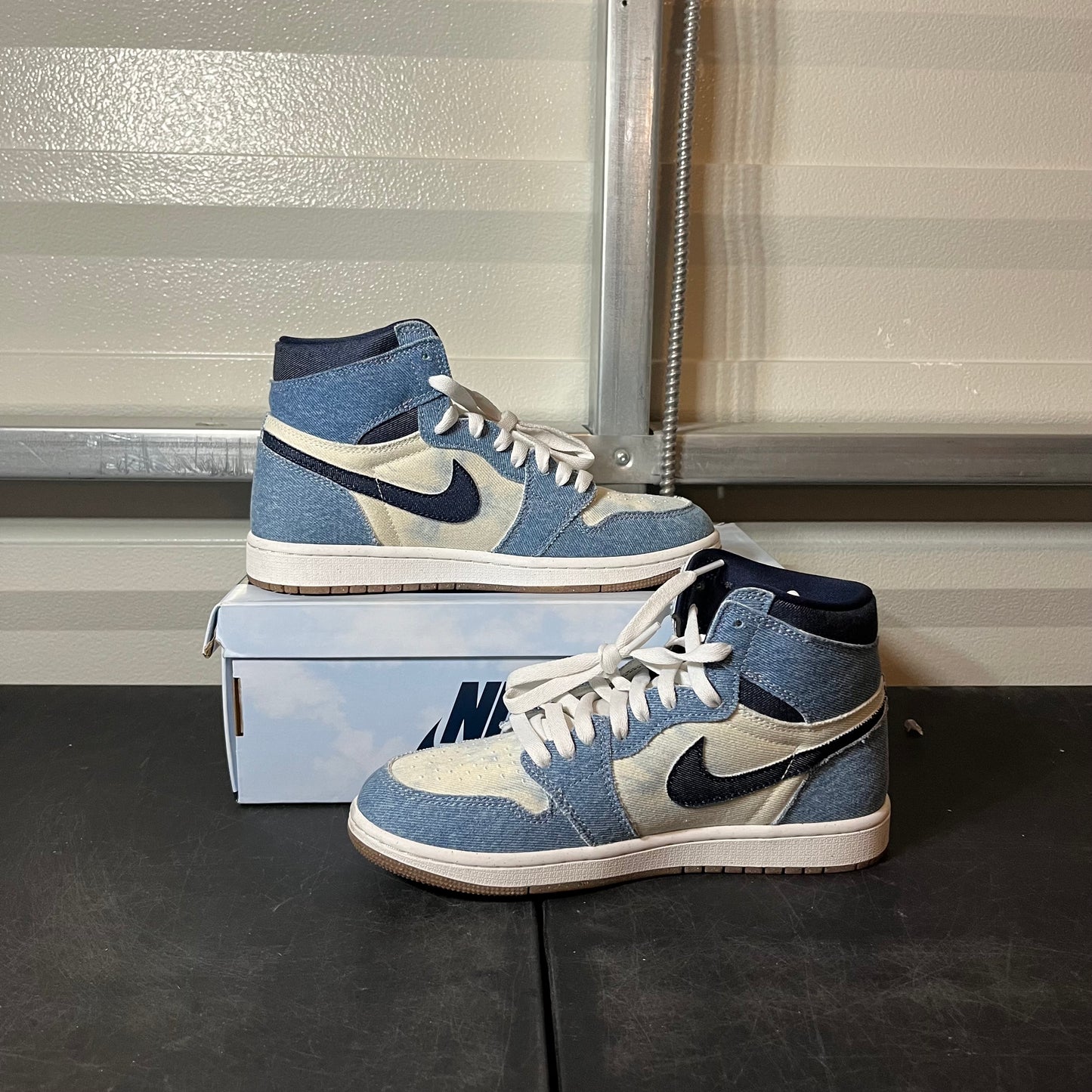 Size 7.5 - AJ 1 Washed Denim