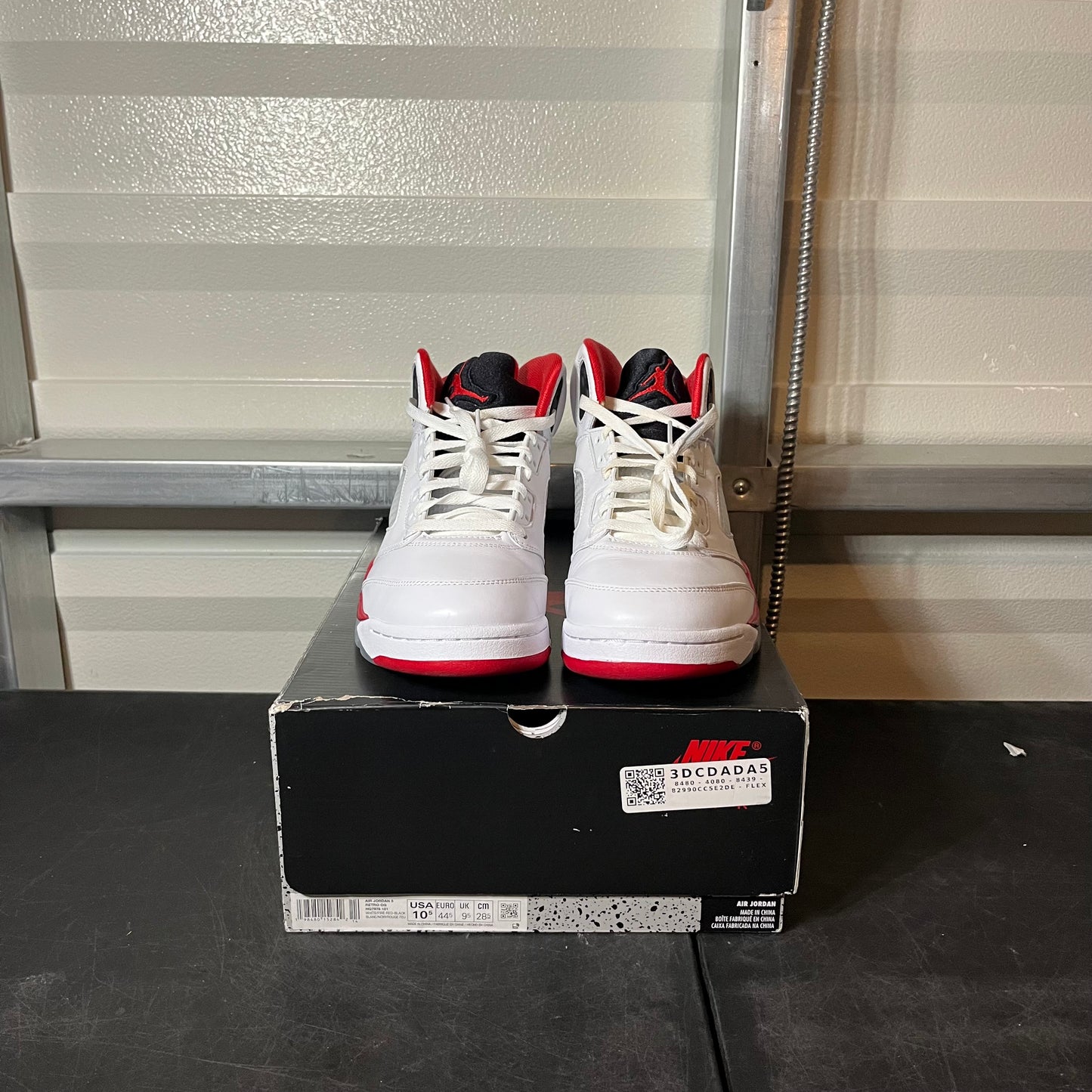 Size 10.5 - AJ 5 Fire Red Black Tongue