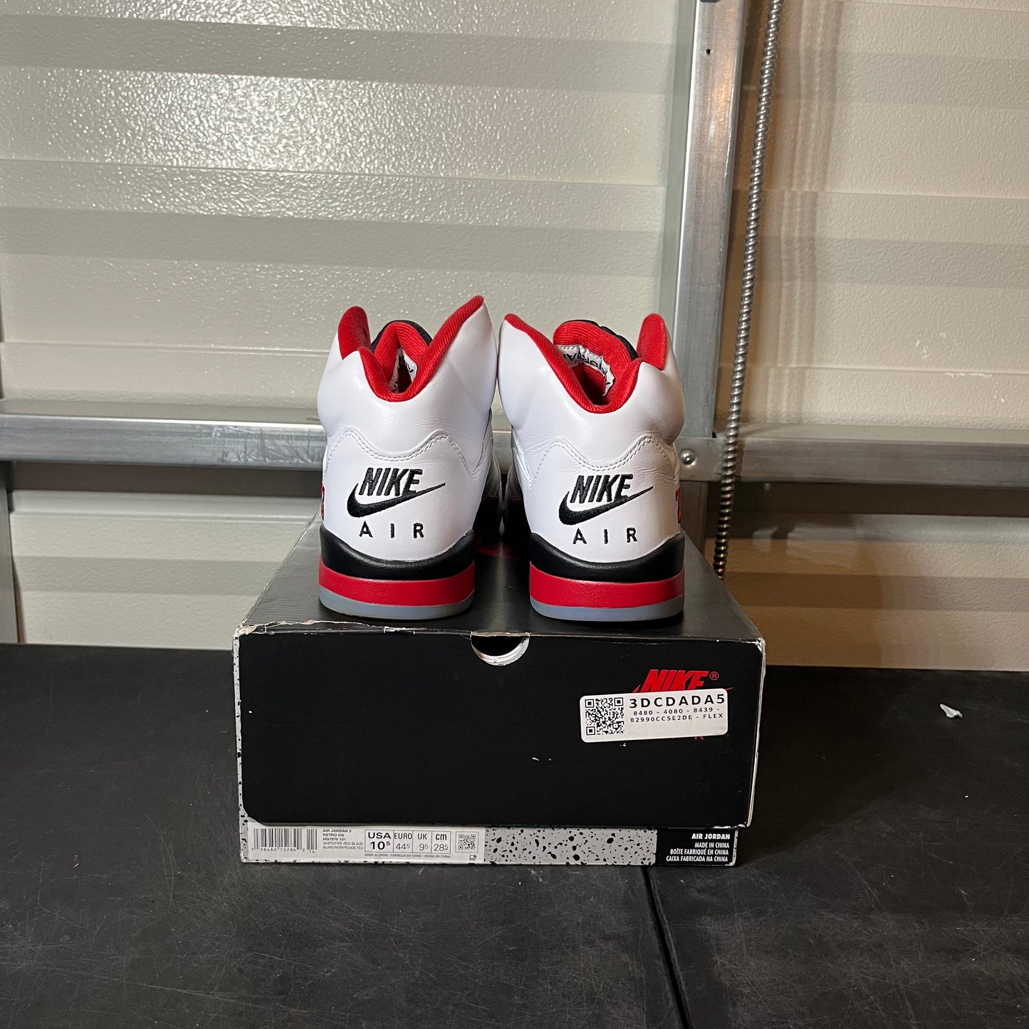 Size 10.5 - AJ 5 Fire Red Black Tongue