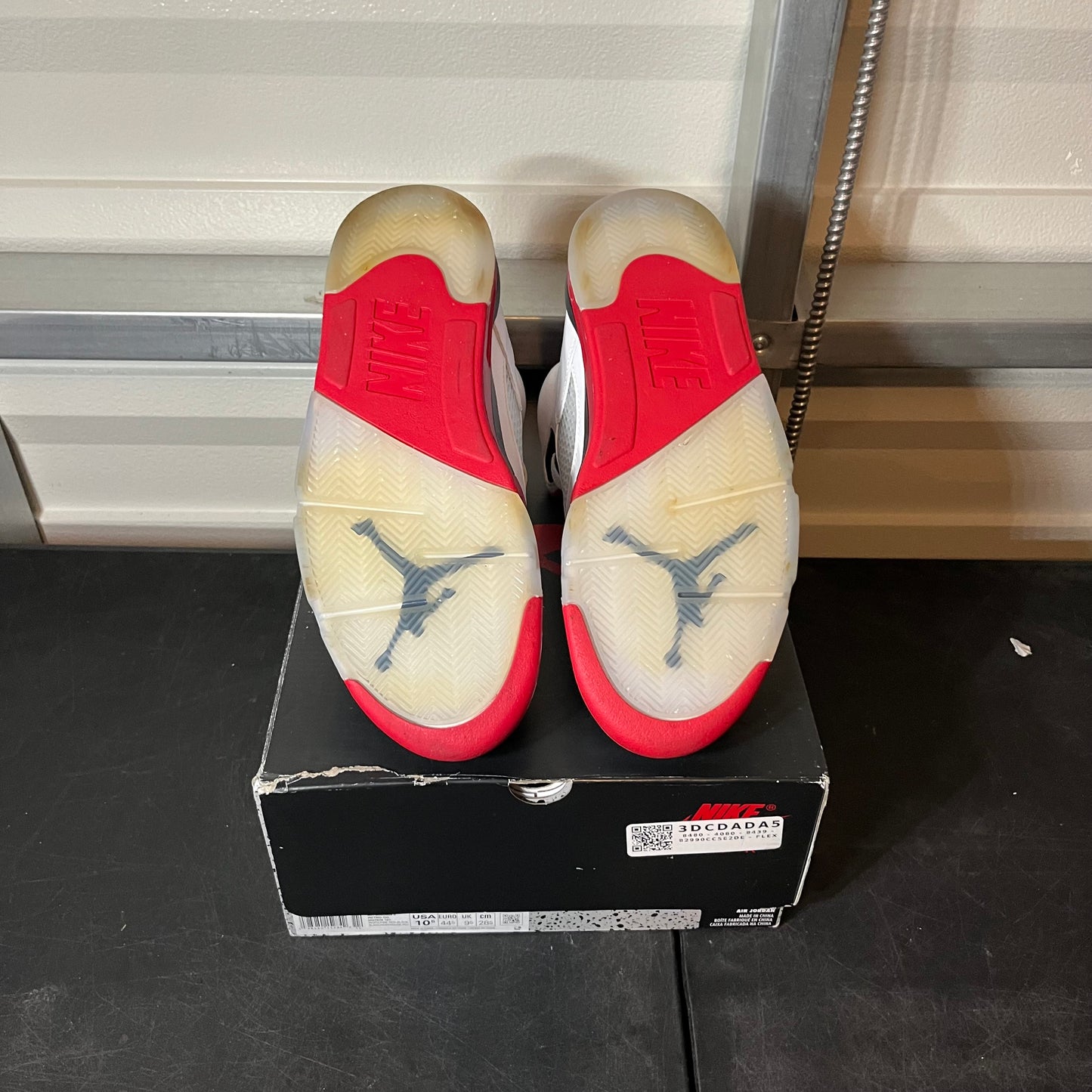 Size 10.5 - AJ 5 Fire Red Black Tongue