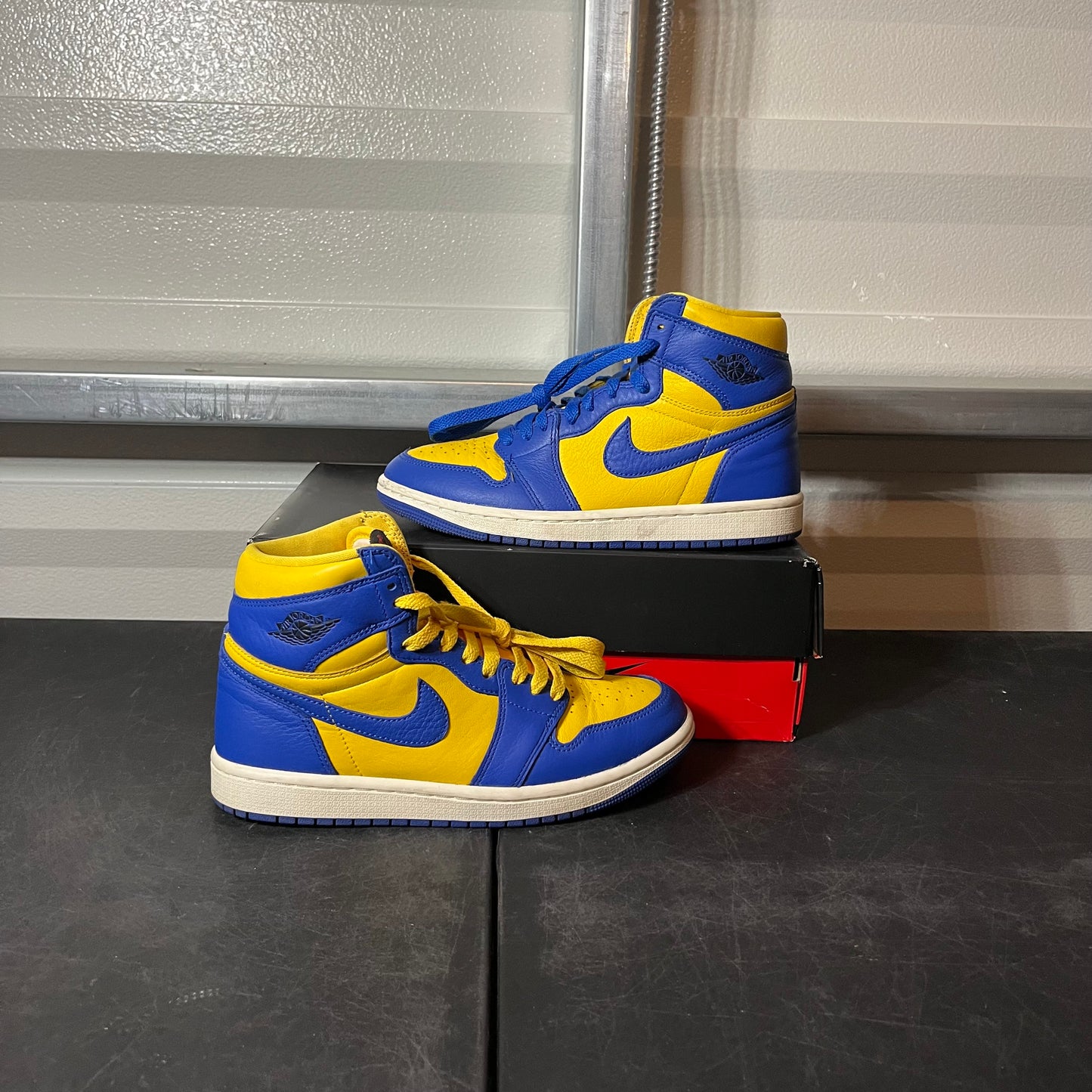 Size 7W - AJ 1 Laney