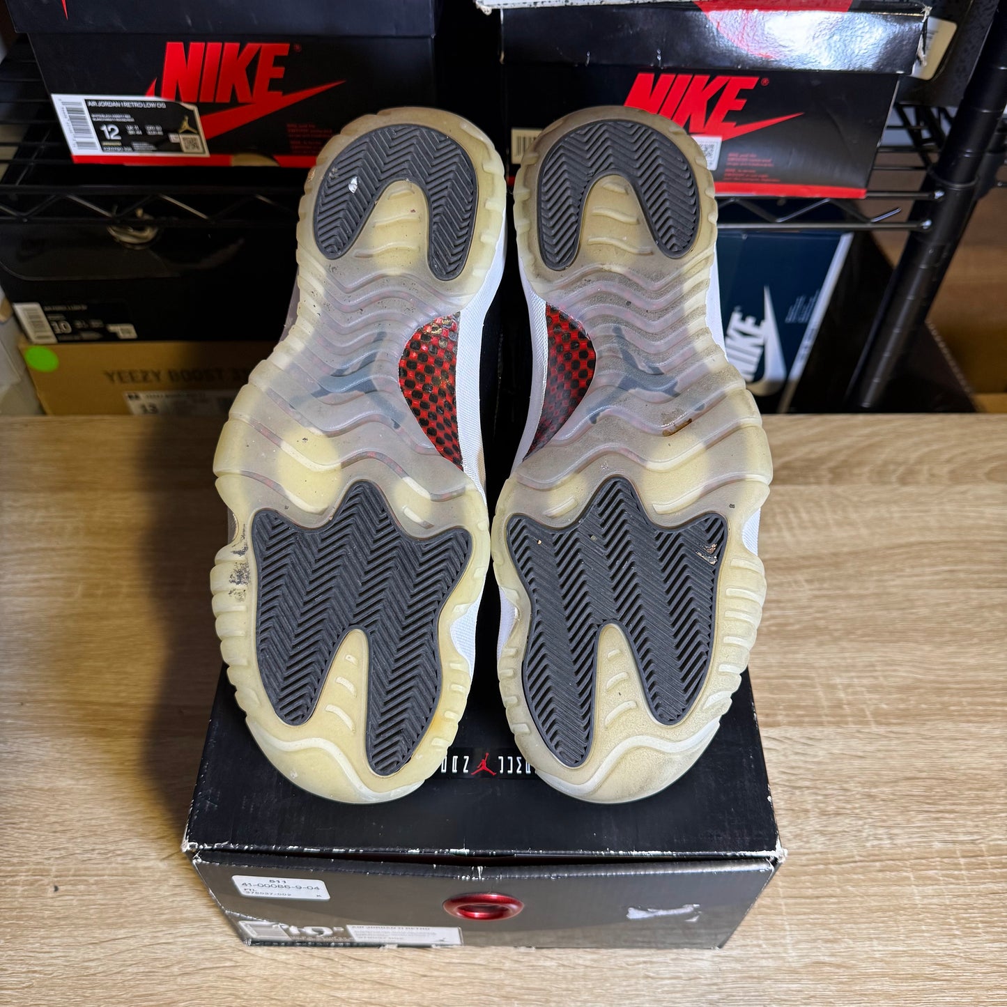 Size 10 - AJ 11 Retro 72-10 2015