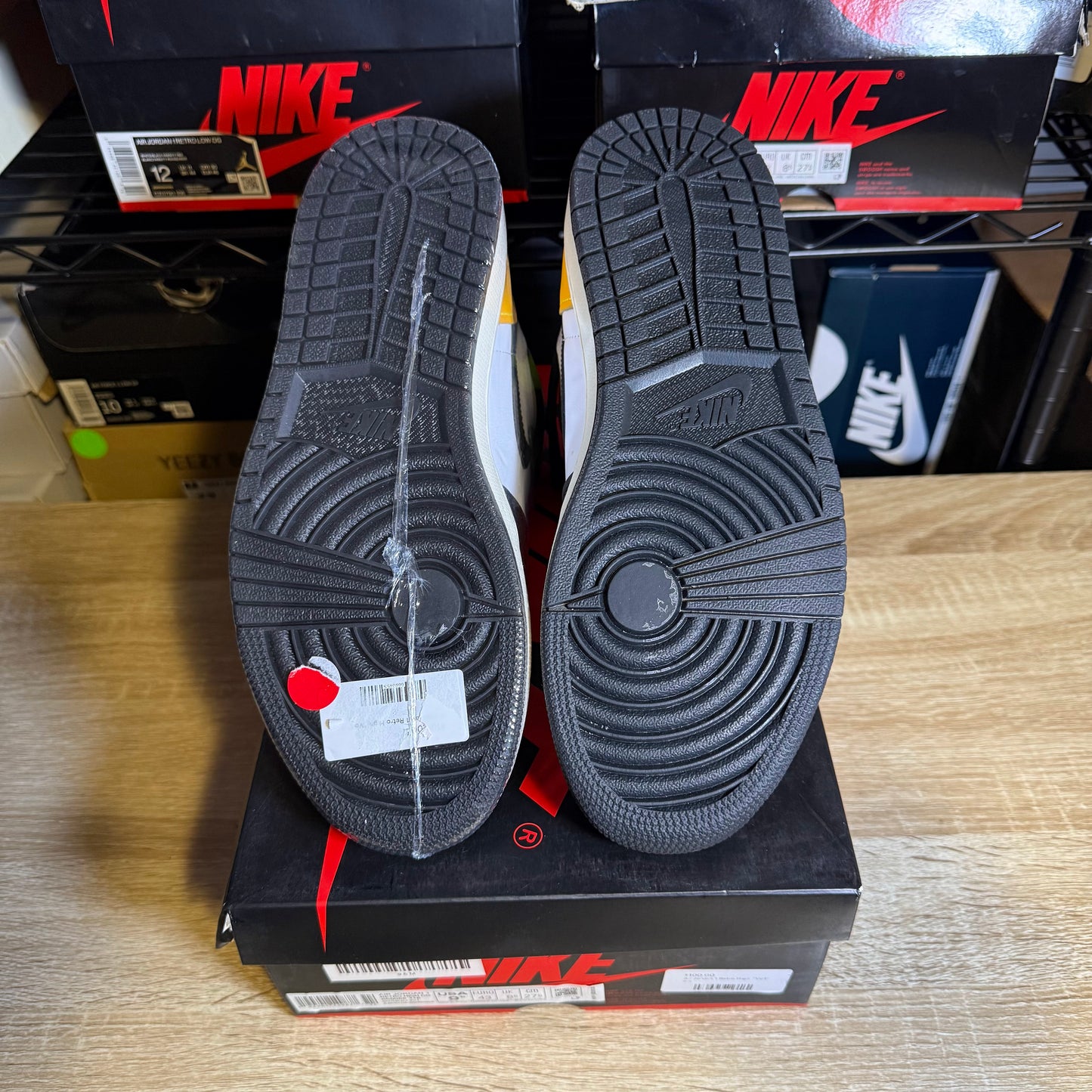 Size 9.5 - AJ 1 Volt Gold