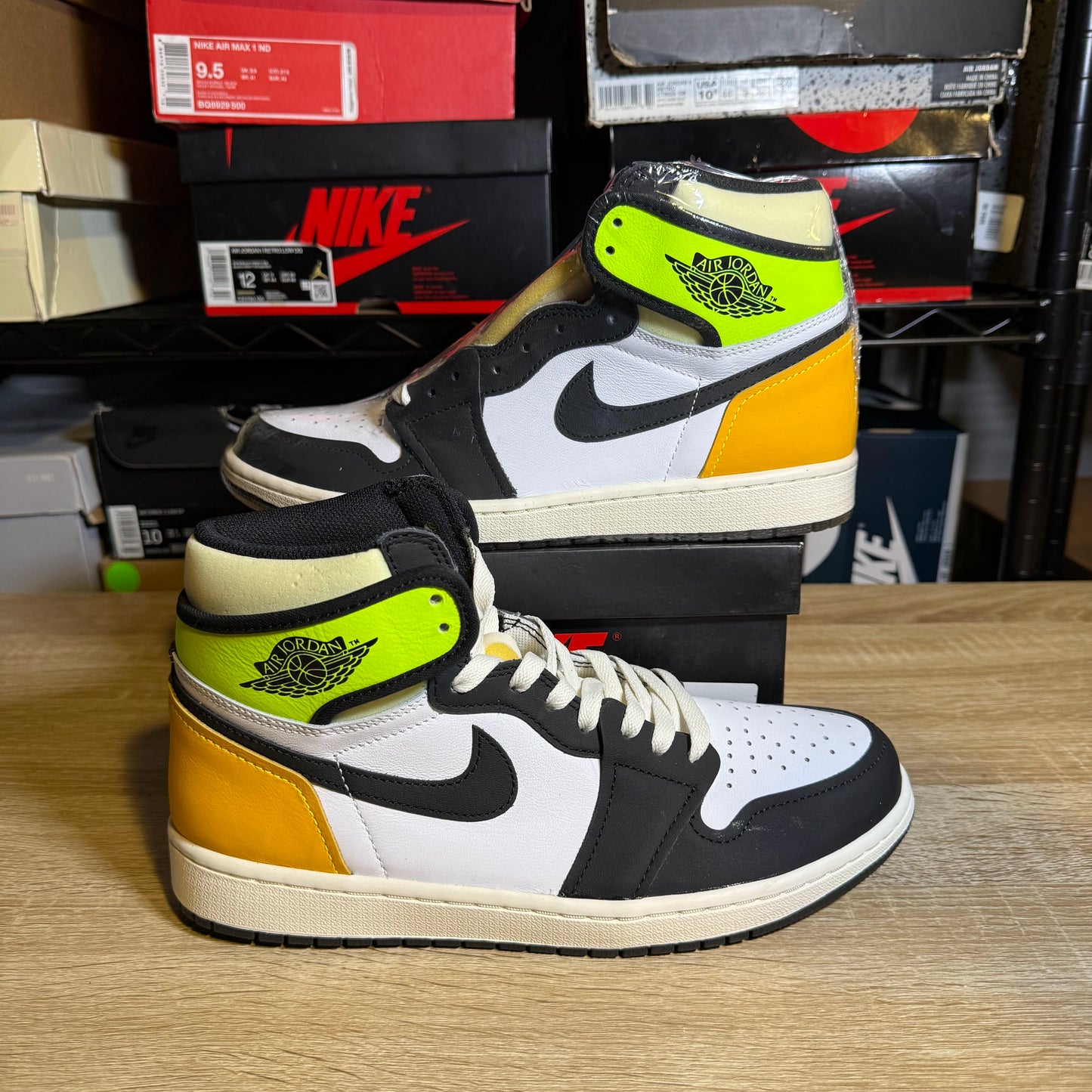 Size 9.5 - AJ 1 Volt Gold