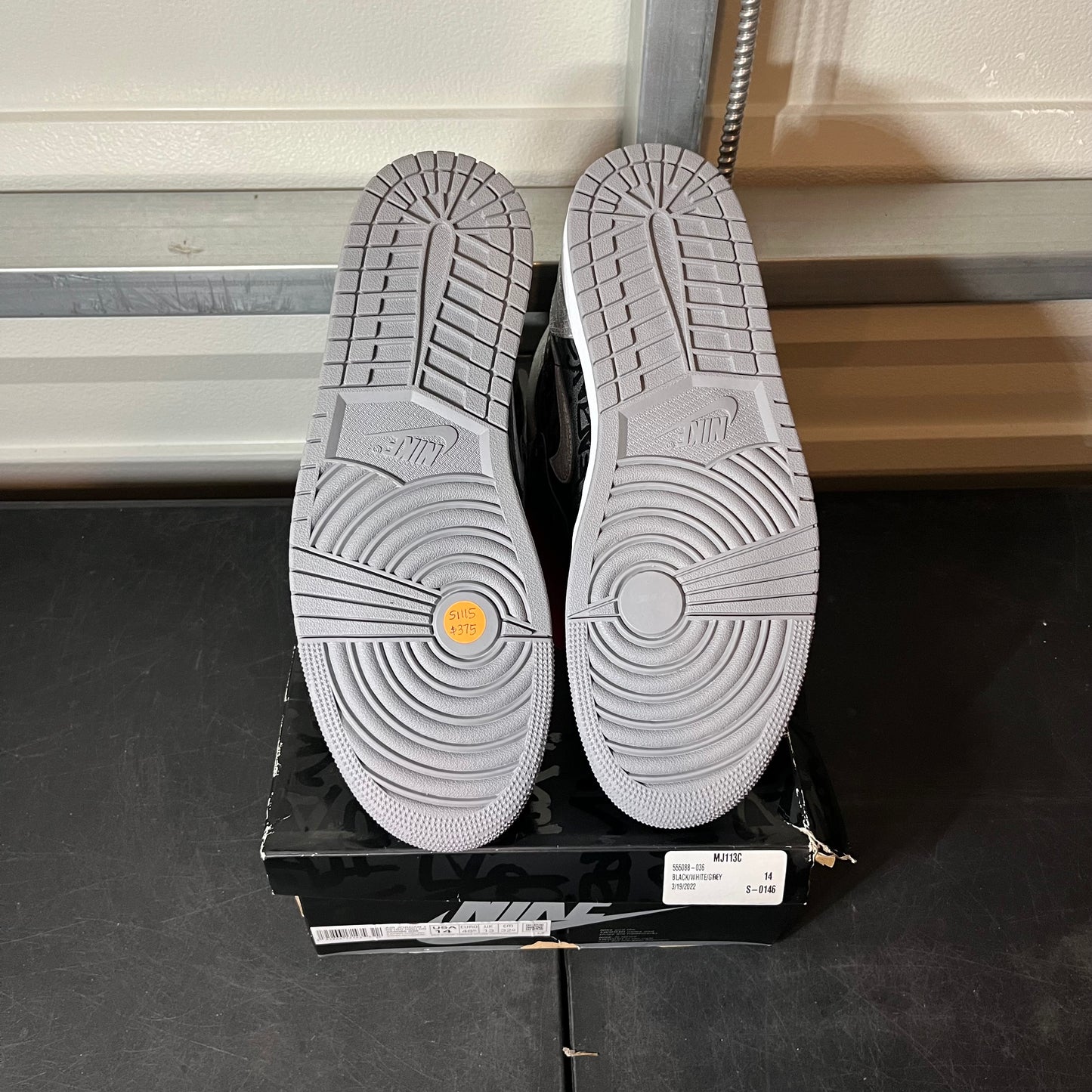 Size 14 - AJ 1 Rebellionaire