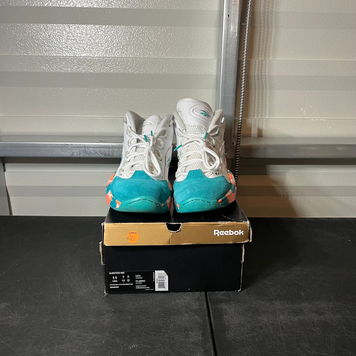 Size 11 - Reebok Question White Noise Mid