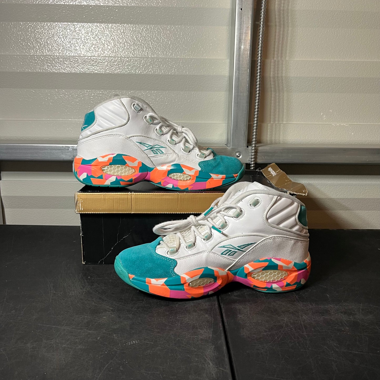 Size 11 - Reebok Question White Noise Mid