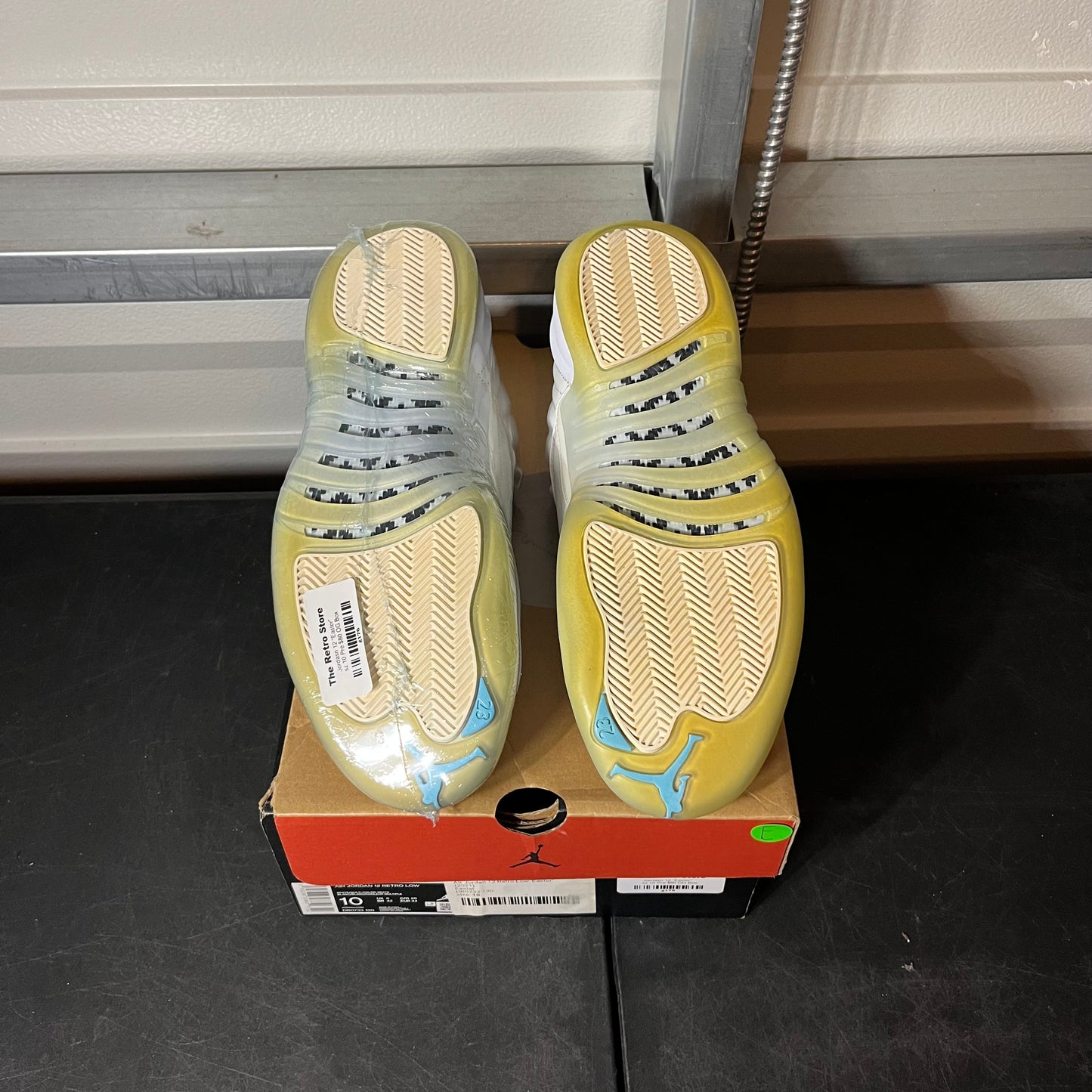 Size 10 - AJ 12 Low Easter