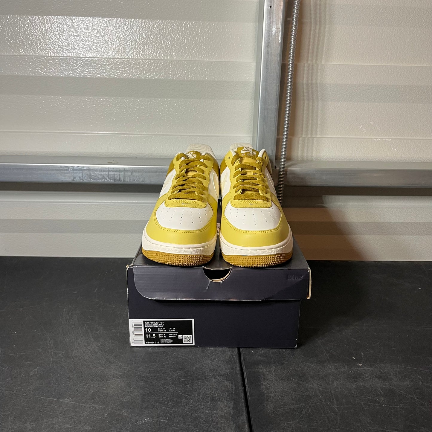 Size 10 - AF 1 Bronzine