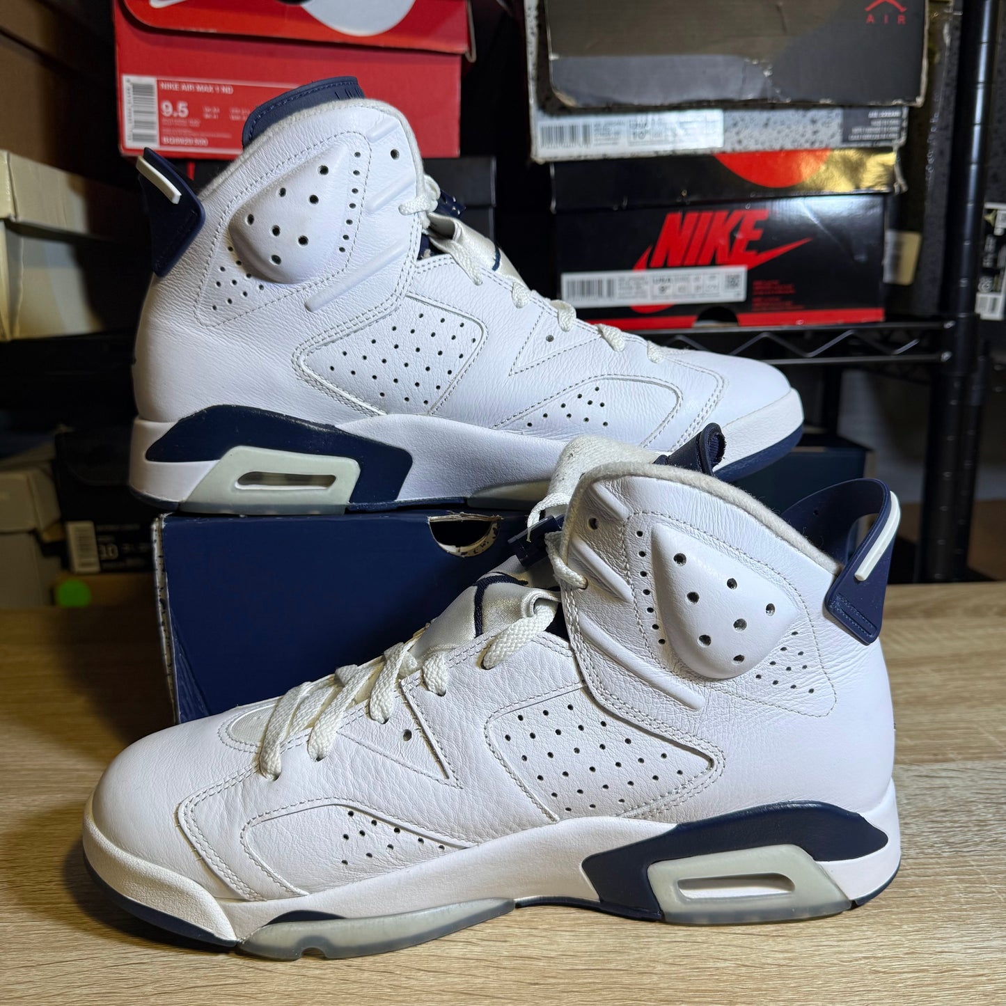 Size 10 - AJ 6 Retro Midnight Navy