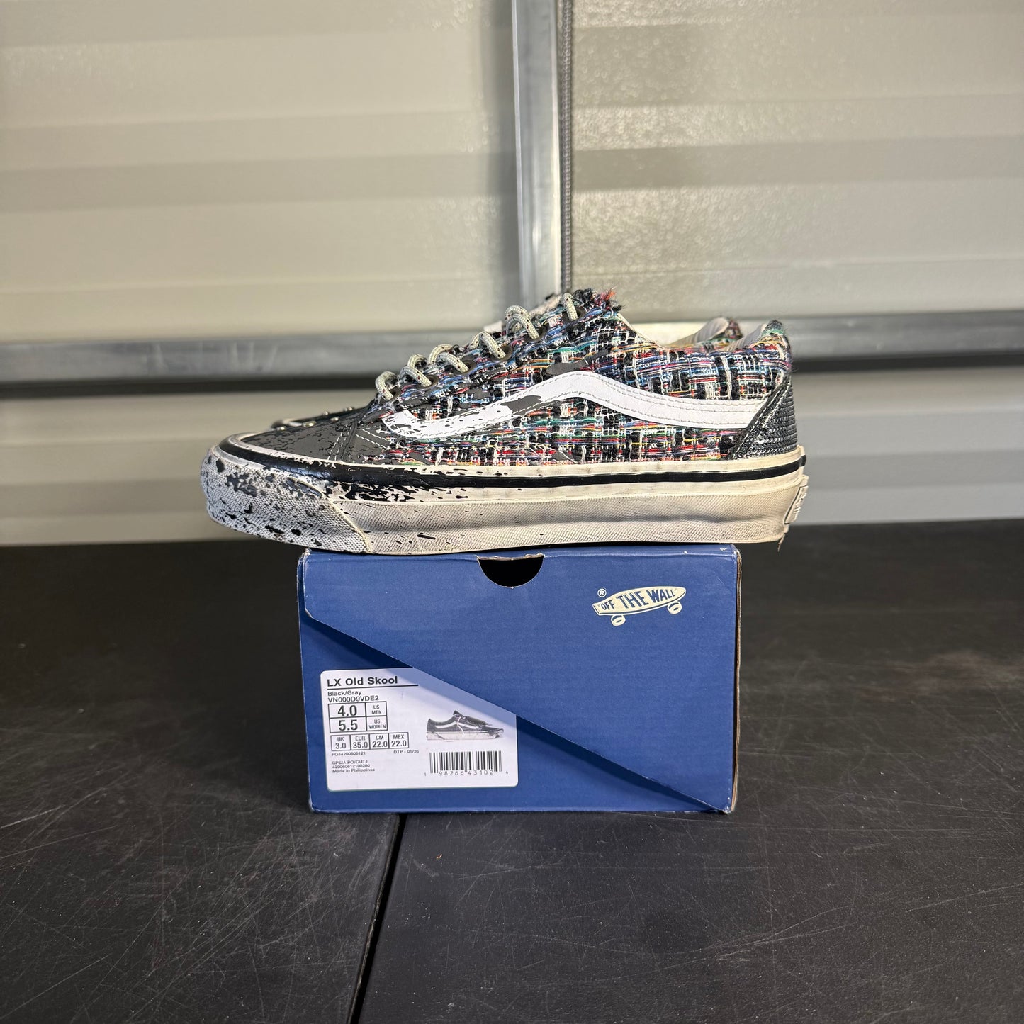Size 4M - Vans Old Skool