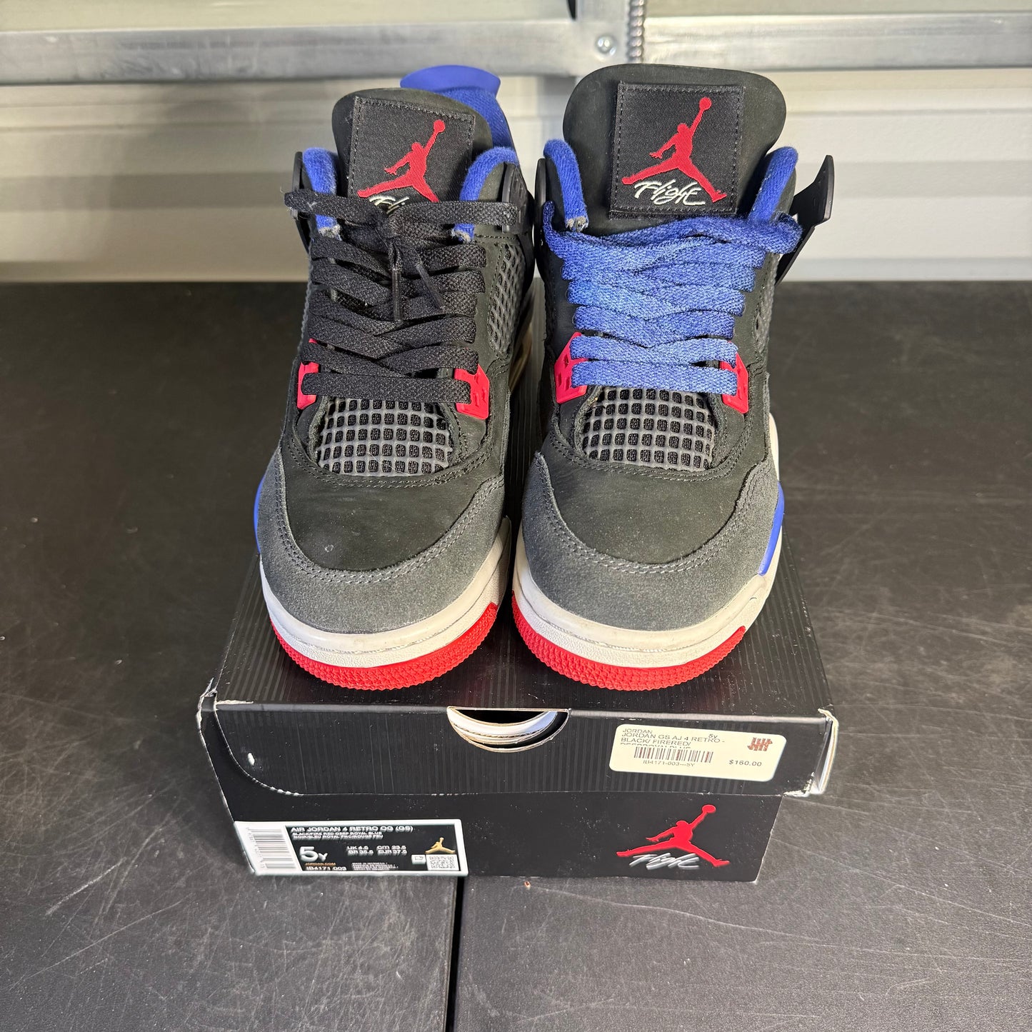 Size 5Y - AJ 4 Rare Air