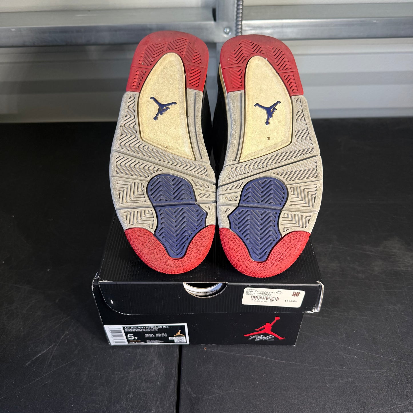 Size 5Y - AJ 4 Rare Air