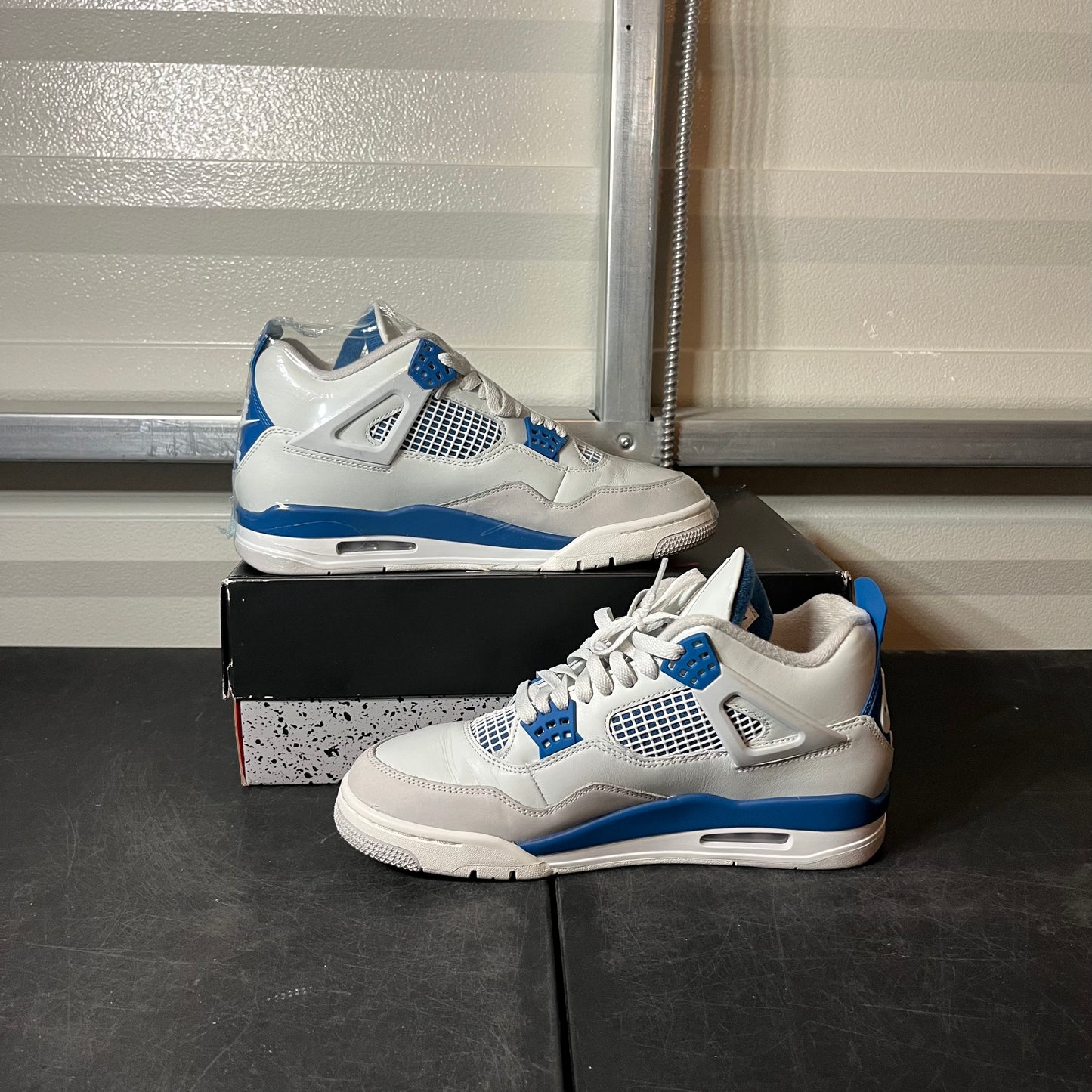 Size 9.5 - AJ 4 Military Blue