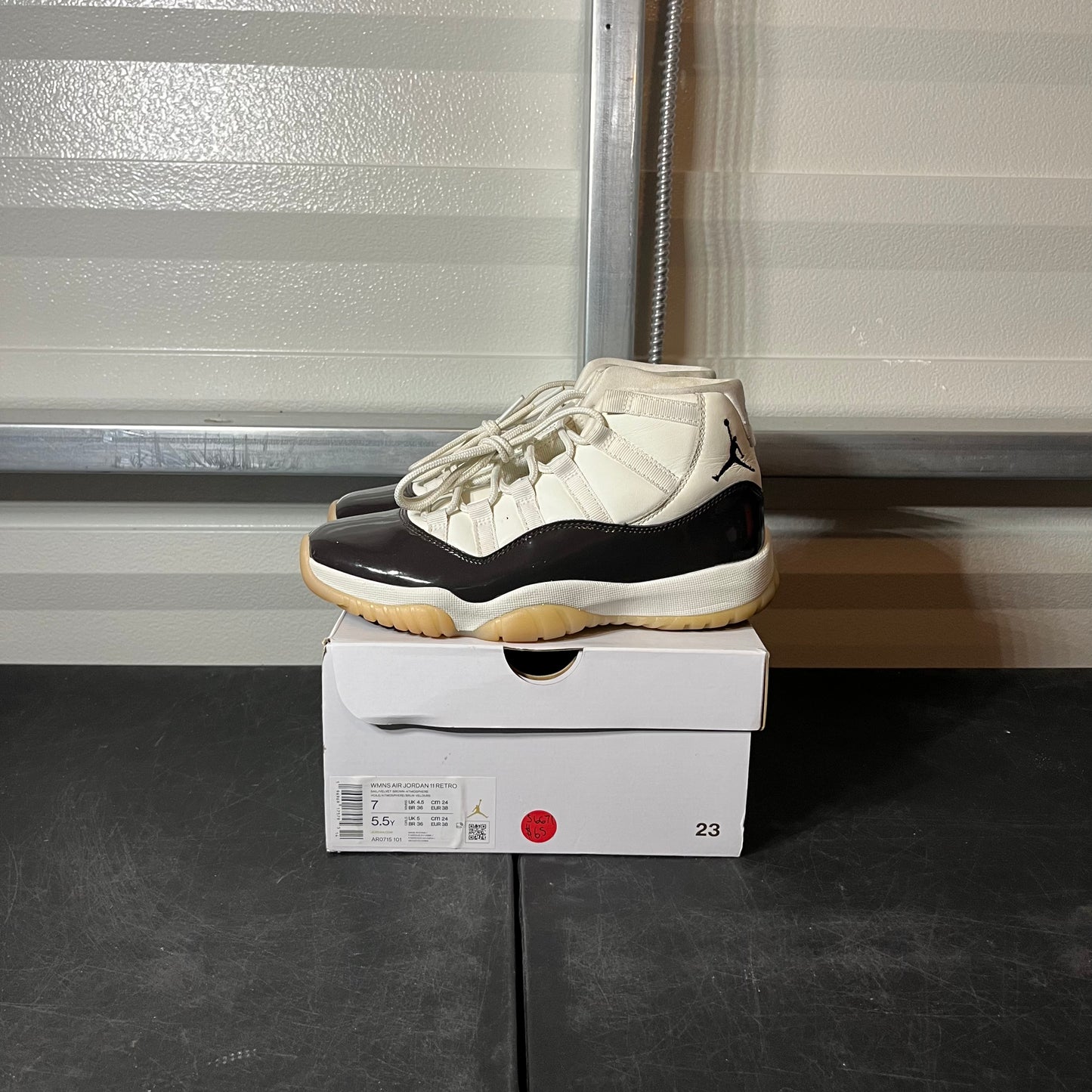 Size 7W - AJ 11 Neapolitan