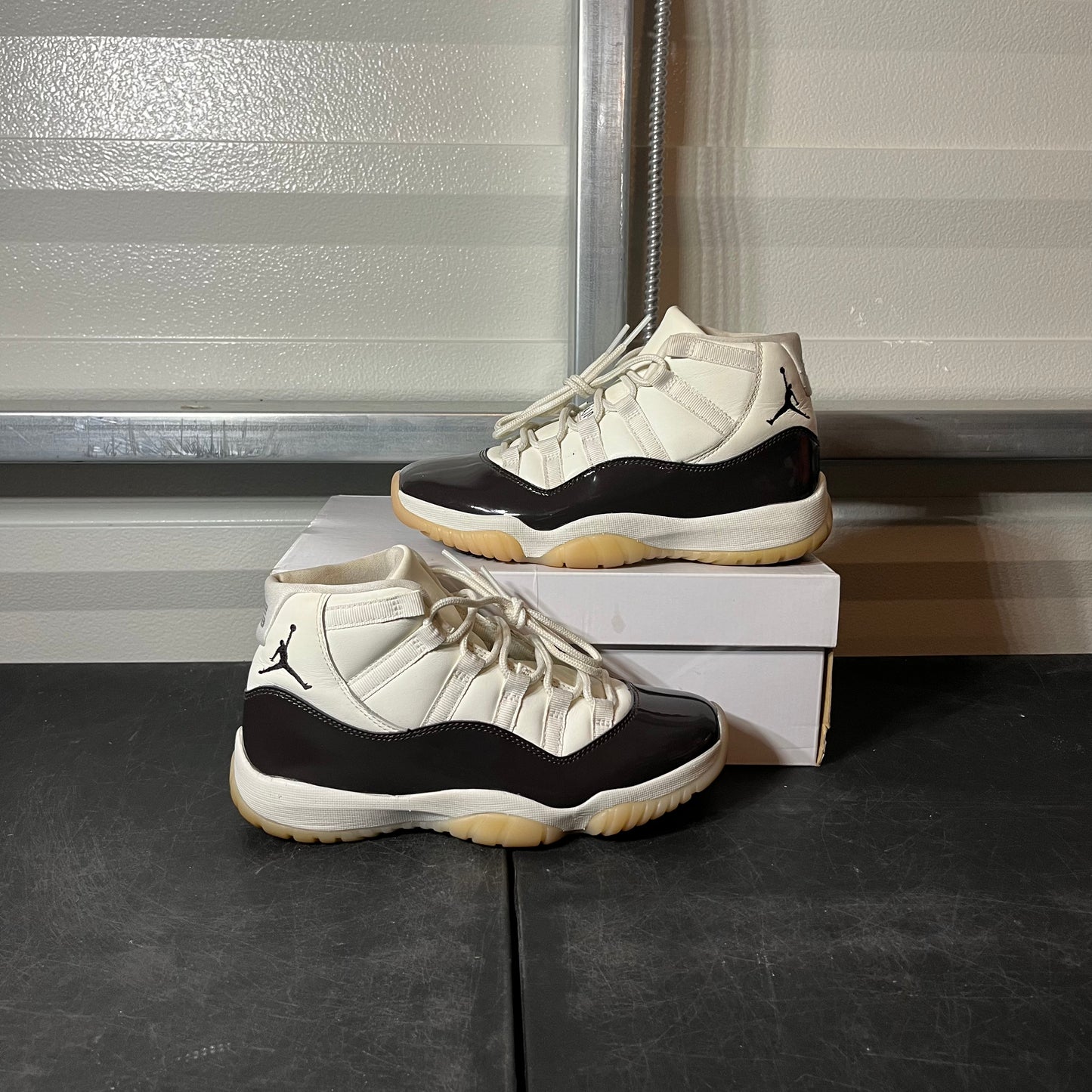 Size 7W - AJ 11 Neapolitan