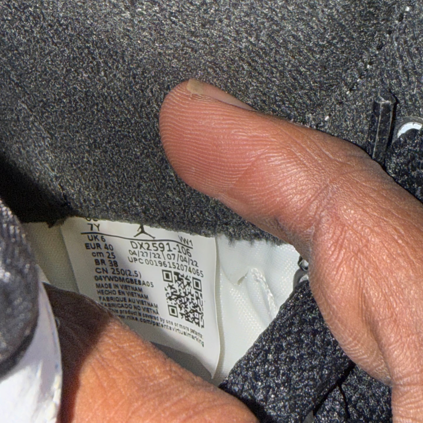 Size 7Y - AJ 2 Chicago