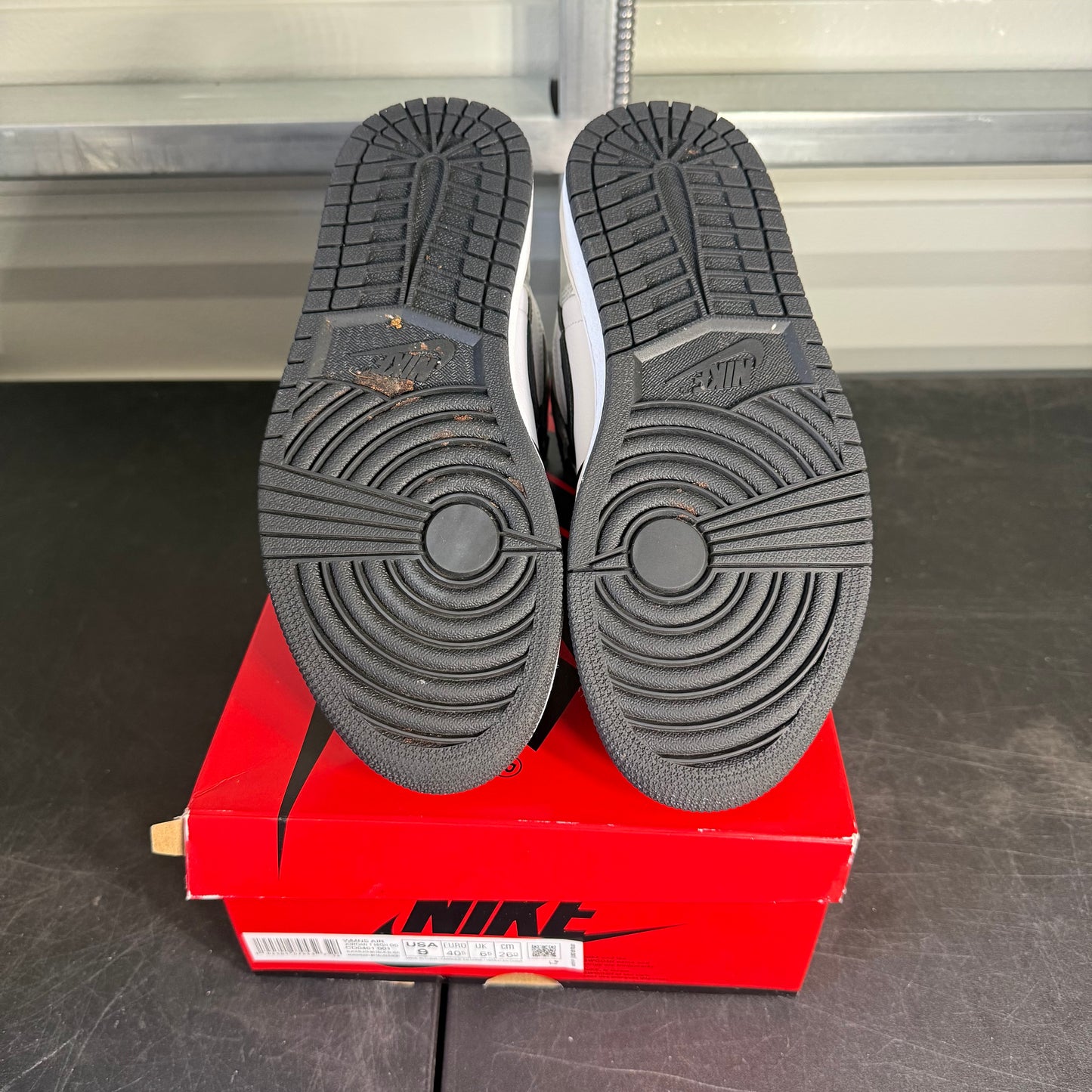 Size 10.5W - AJ 1 Silver Toe