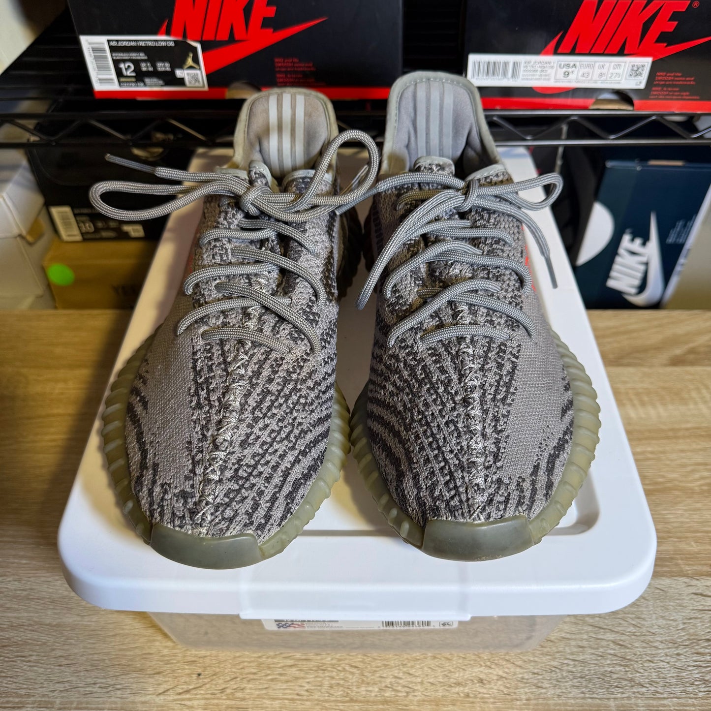 Size 9 - YZY 350 Beluga 2.0