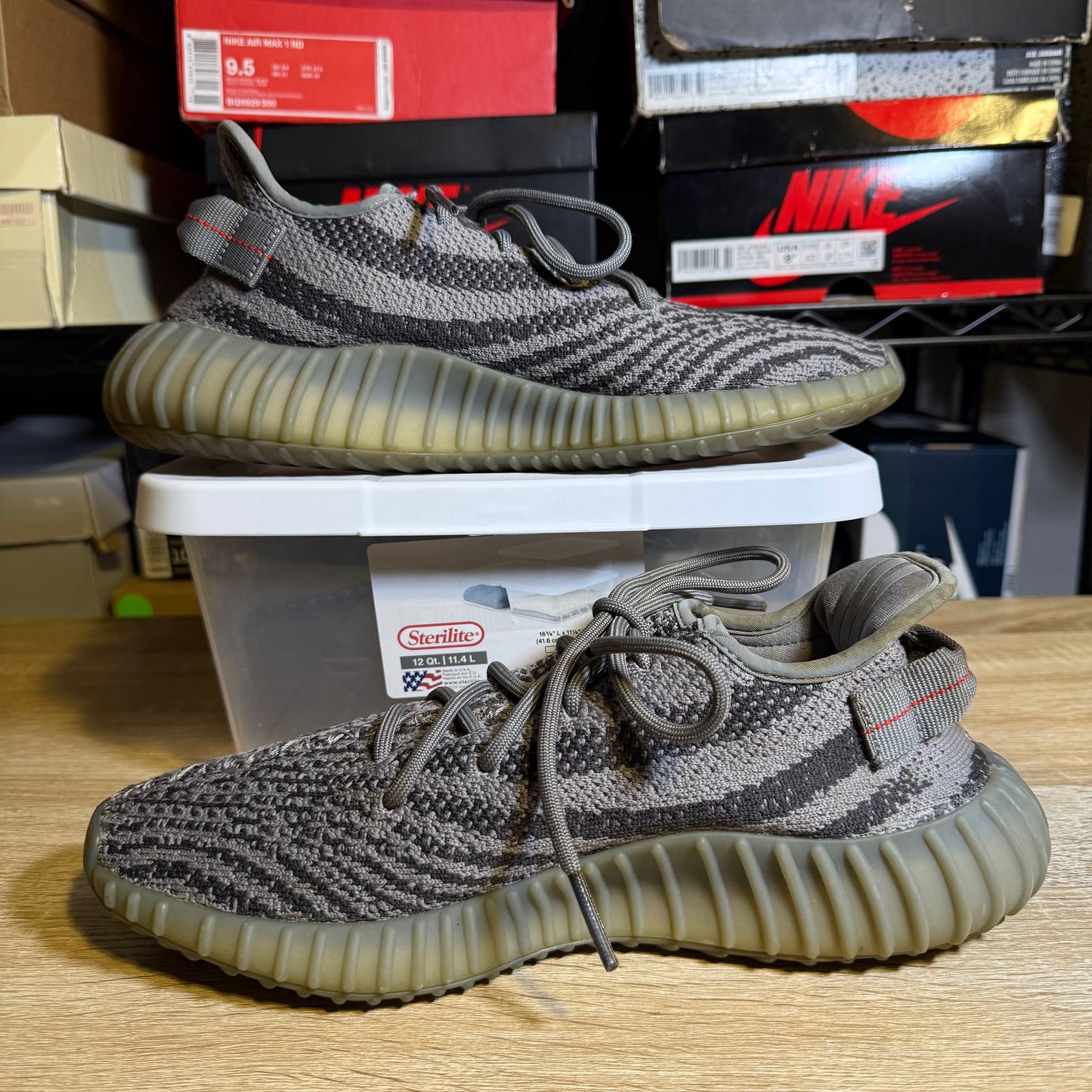 Size 9 - YZY 350 Beluga 2.0