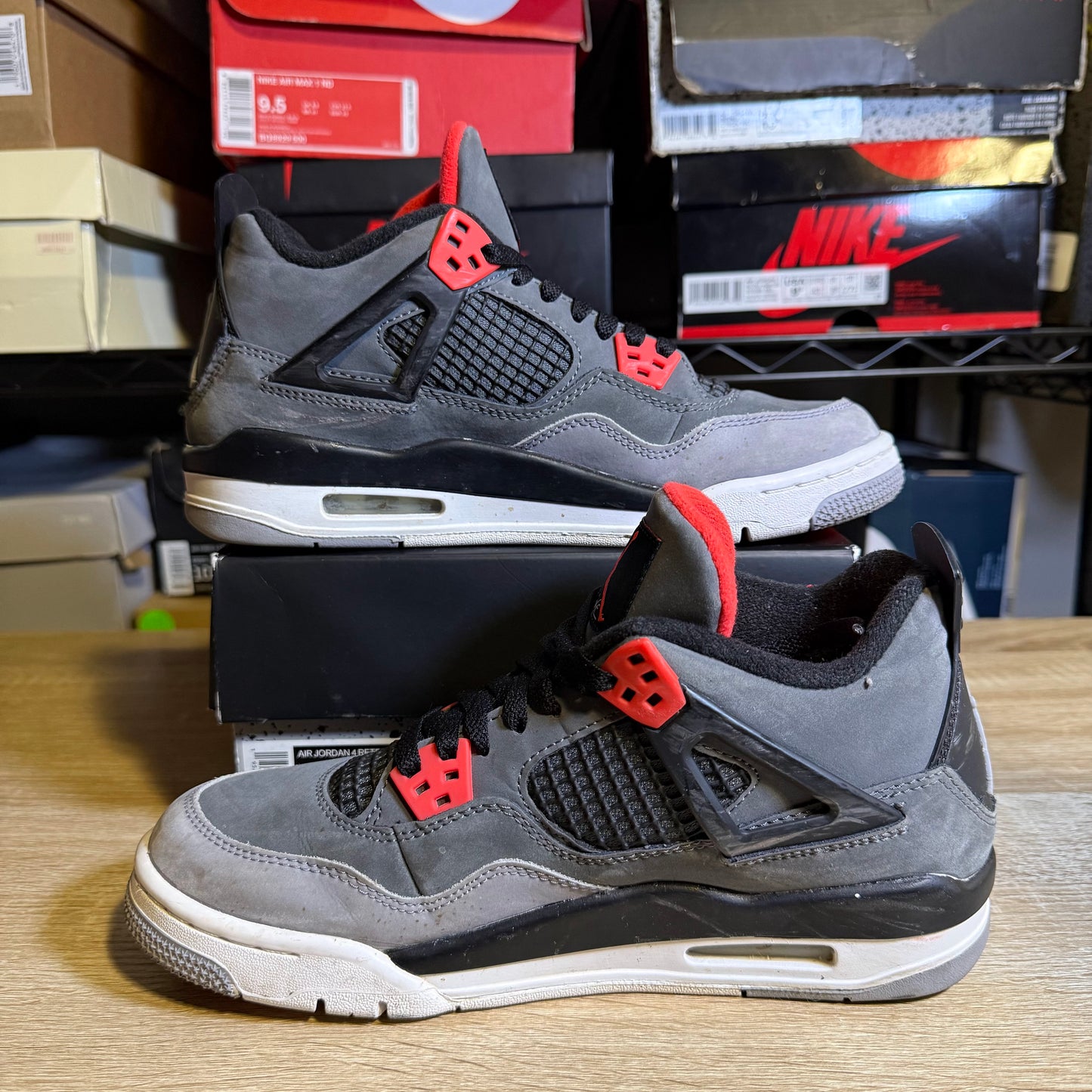 Size 7Y - AJ 4 Infrared