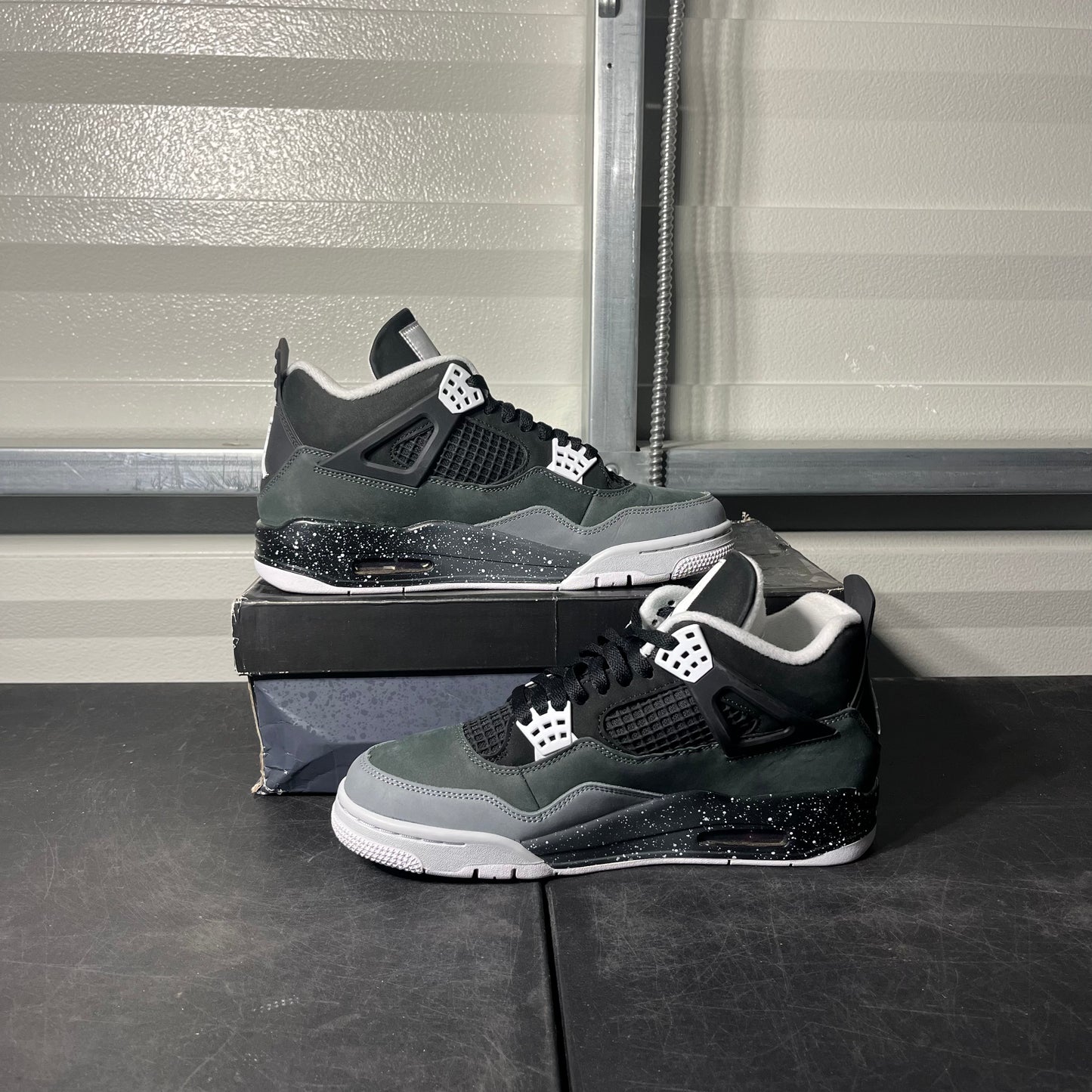 Size 9.5 - AJ 4 Fear