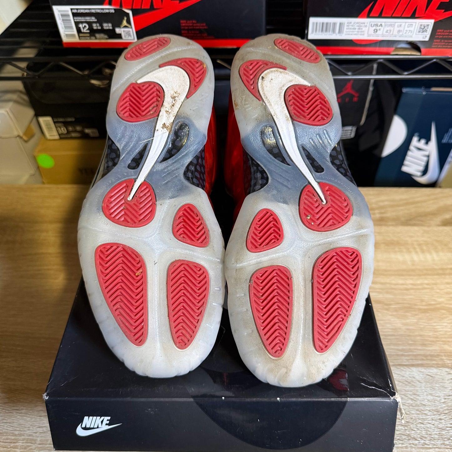 Size 6Y - Foamposite University Red