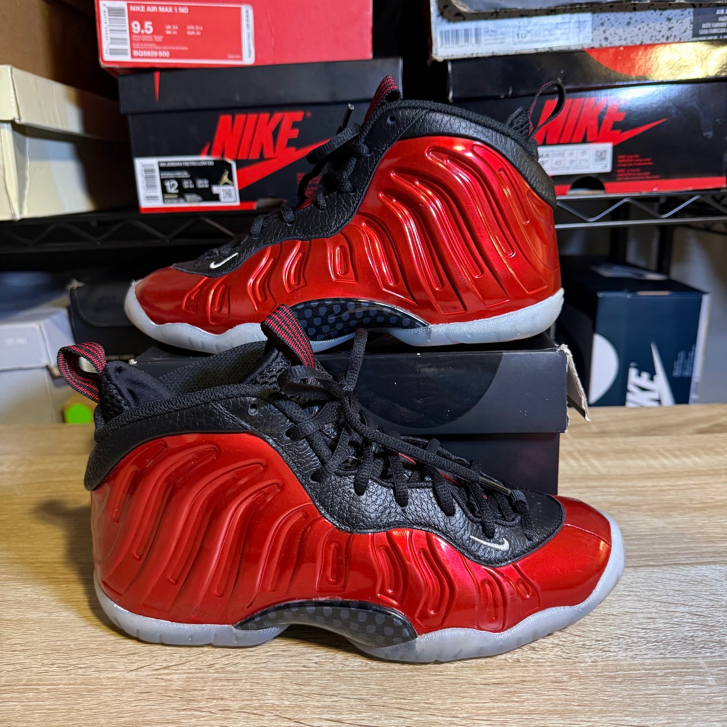 Size 6Y - Foamposite University Red