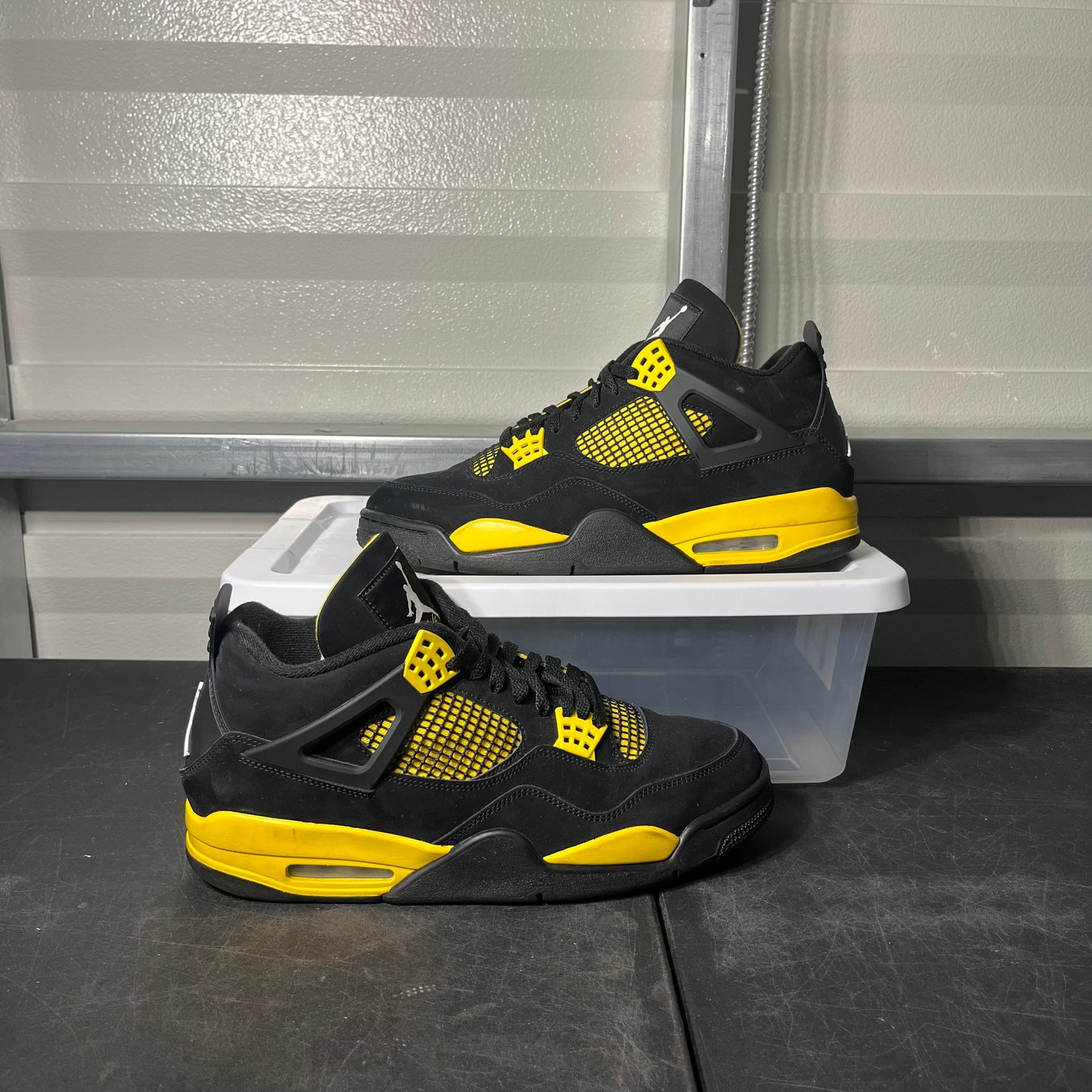 Size 12 - AJ 4 Thunder