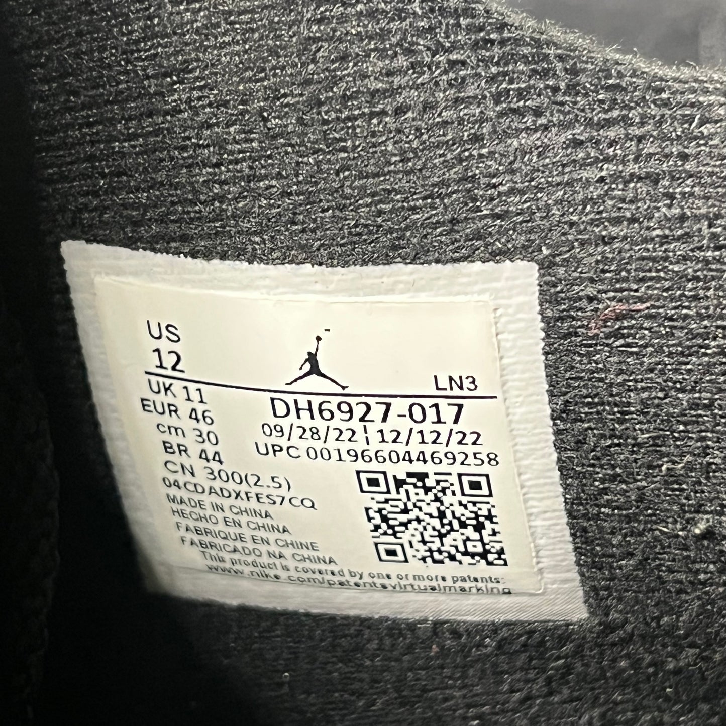 Size 12 - AJ 4 Thunder