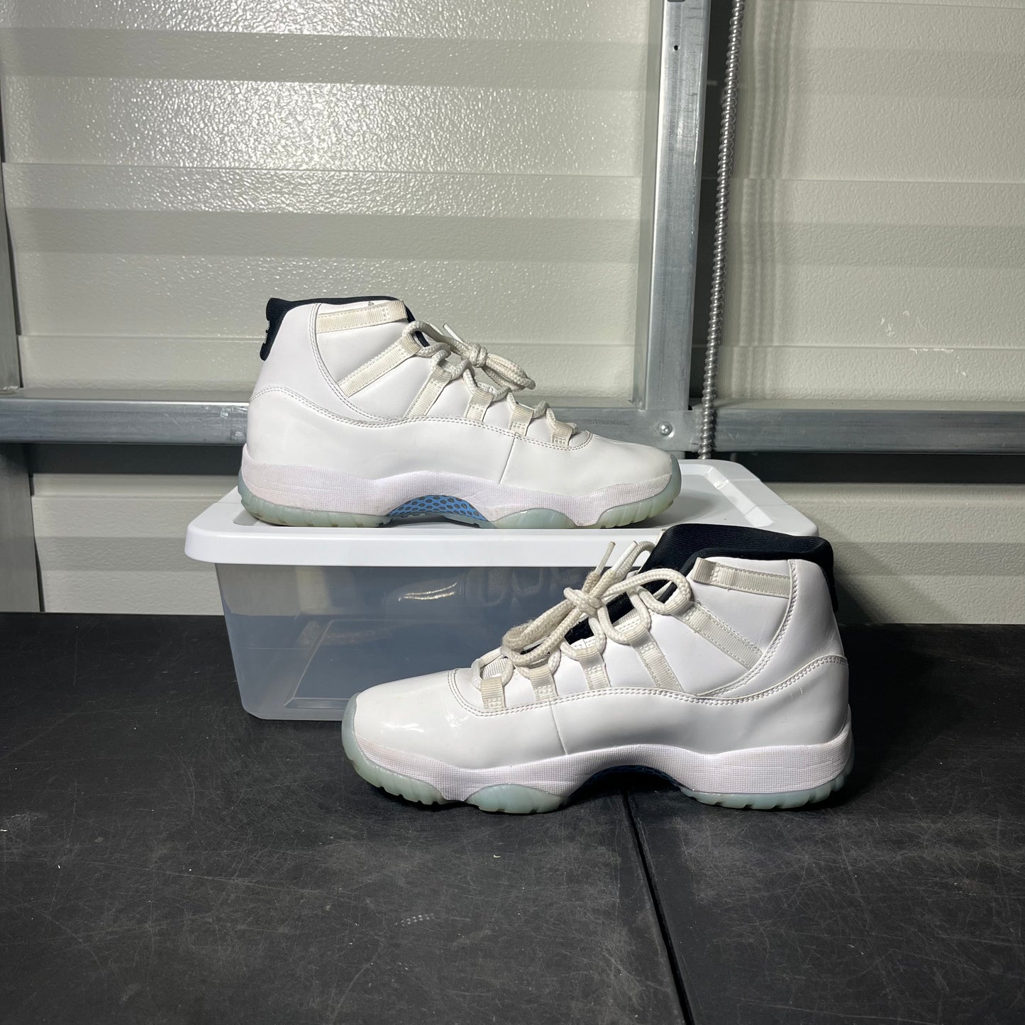 Size 9.5 - AJ 11 Legend Blue
