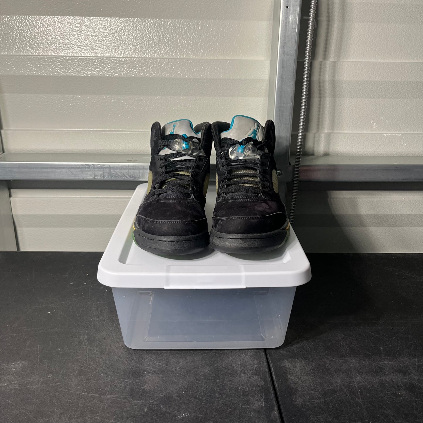 Size 11 - AJ 5 Retro Aqua