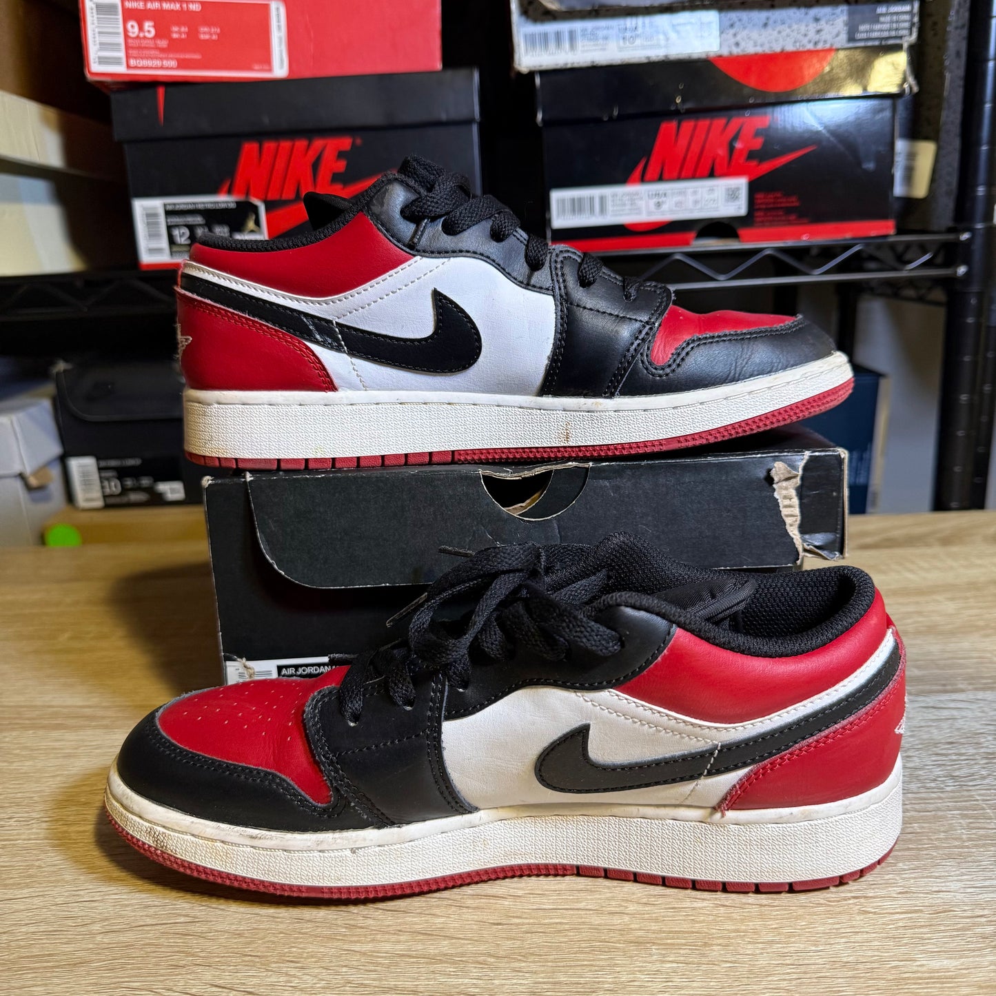 Size 6.5 Y - Jordan 1 Low Bred Toe