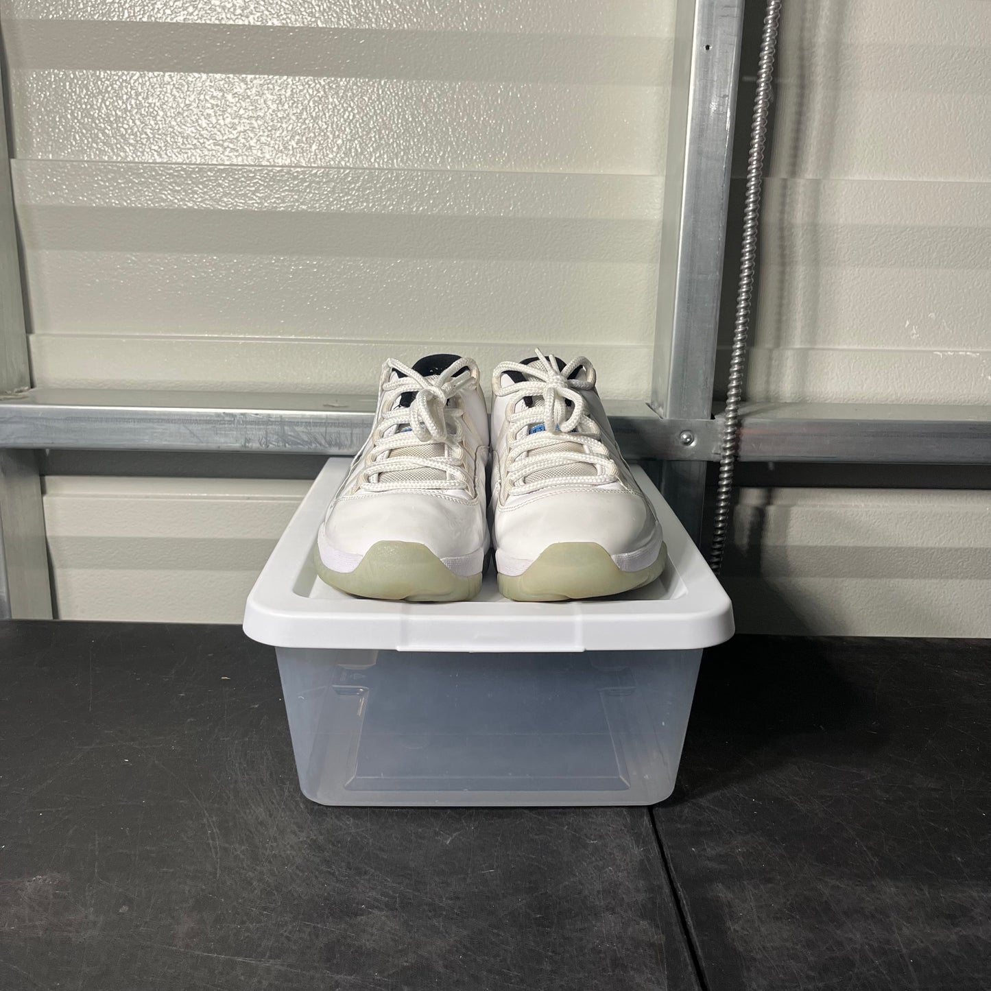 Size 9.5 - AJ 11 Low Legend Blue
