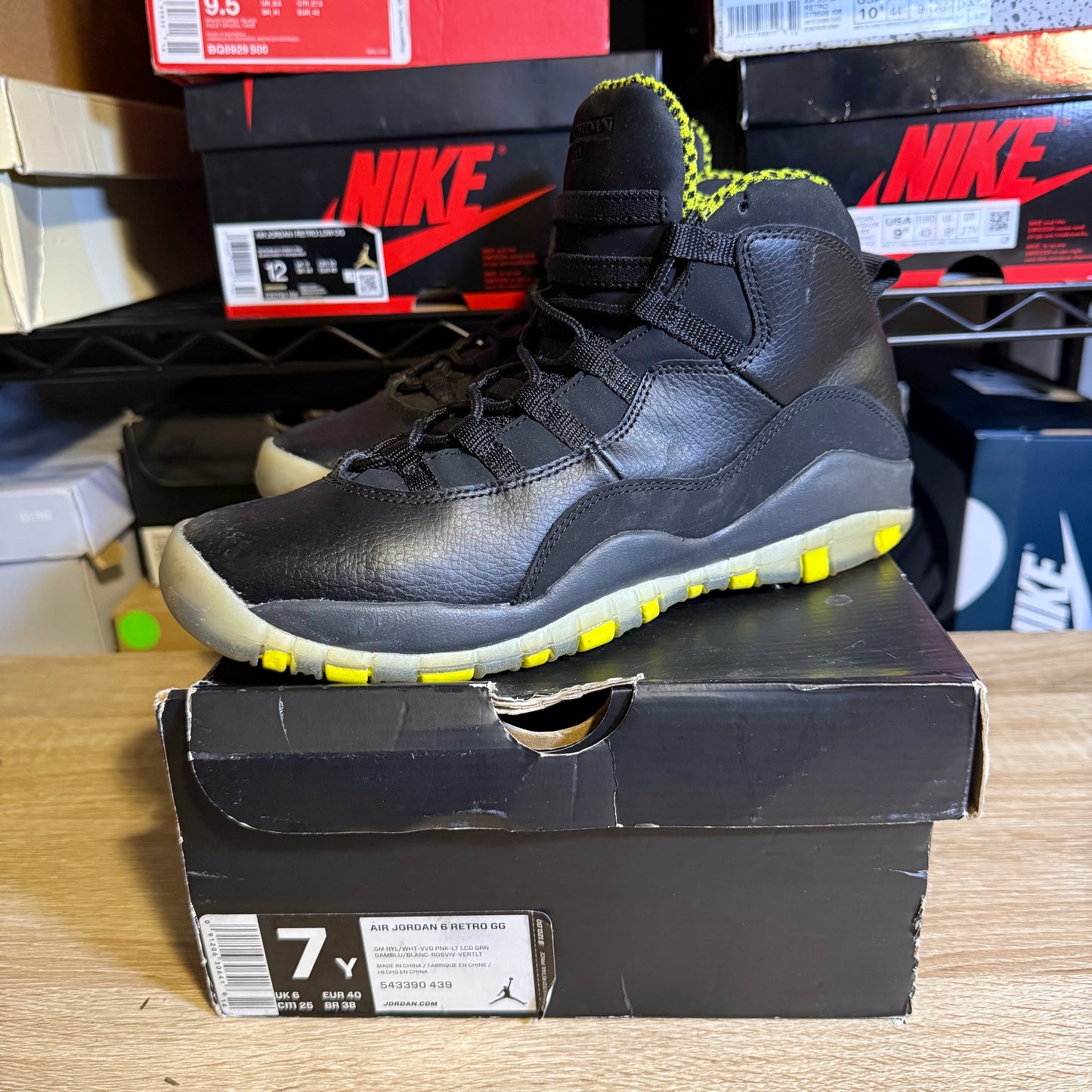 Size 7Y - AJ 10 Venom