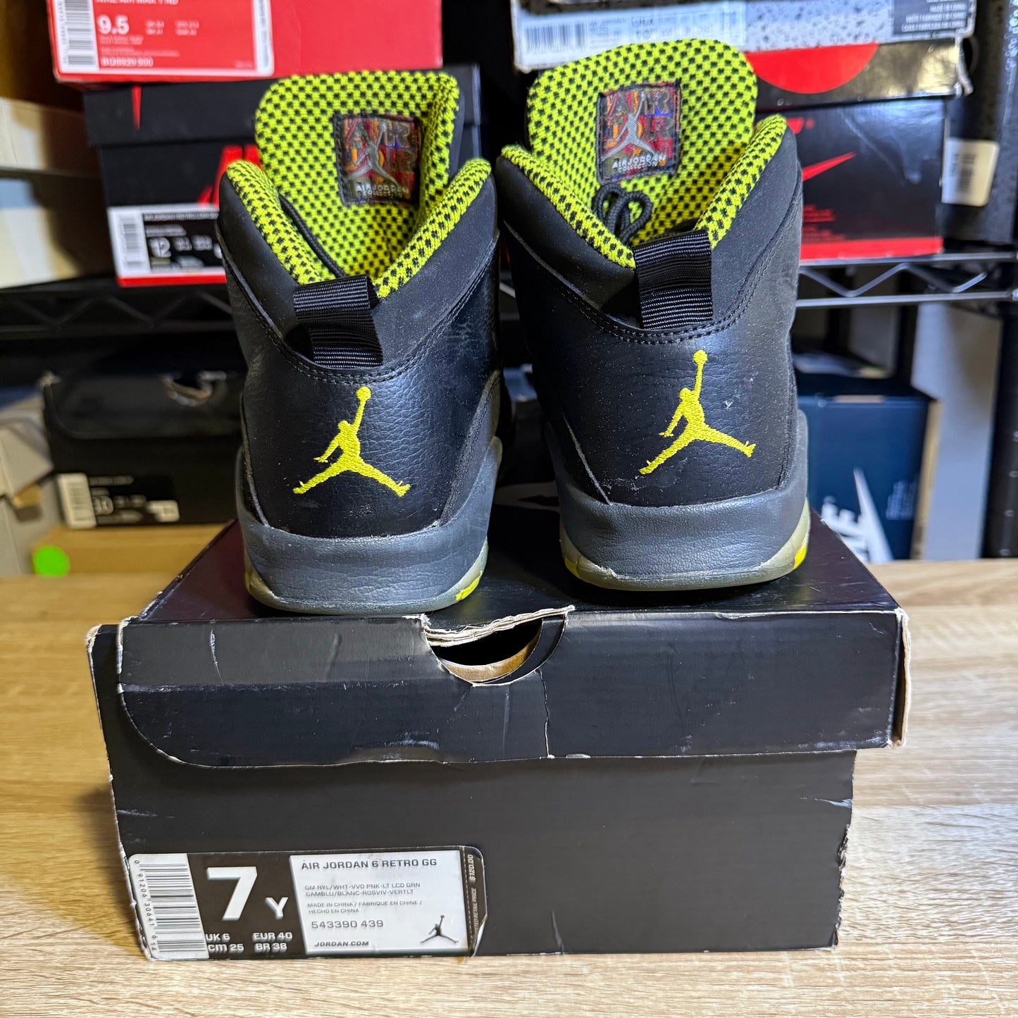 Size 7Y - AJ 10 Venom