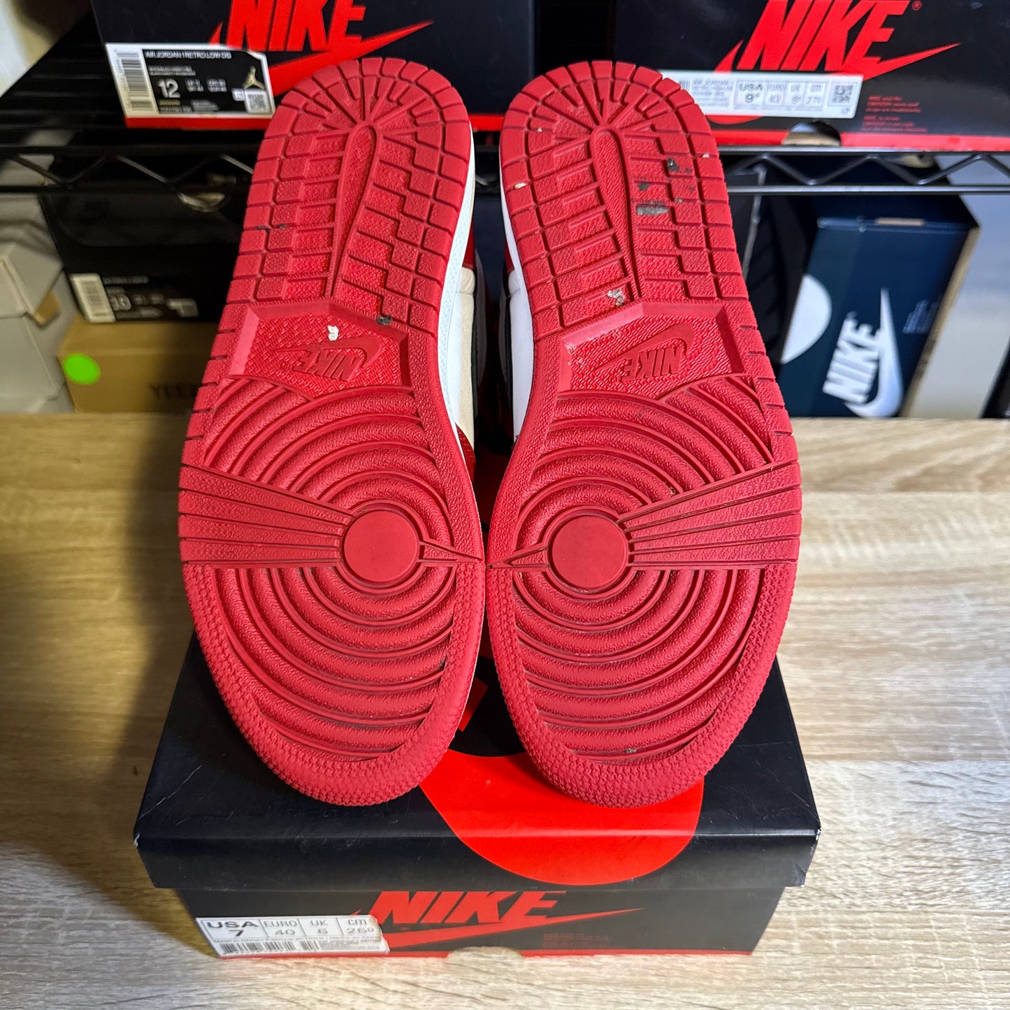 Size 7 - AJ 1 Homage 2 Home