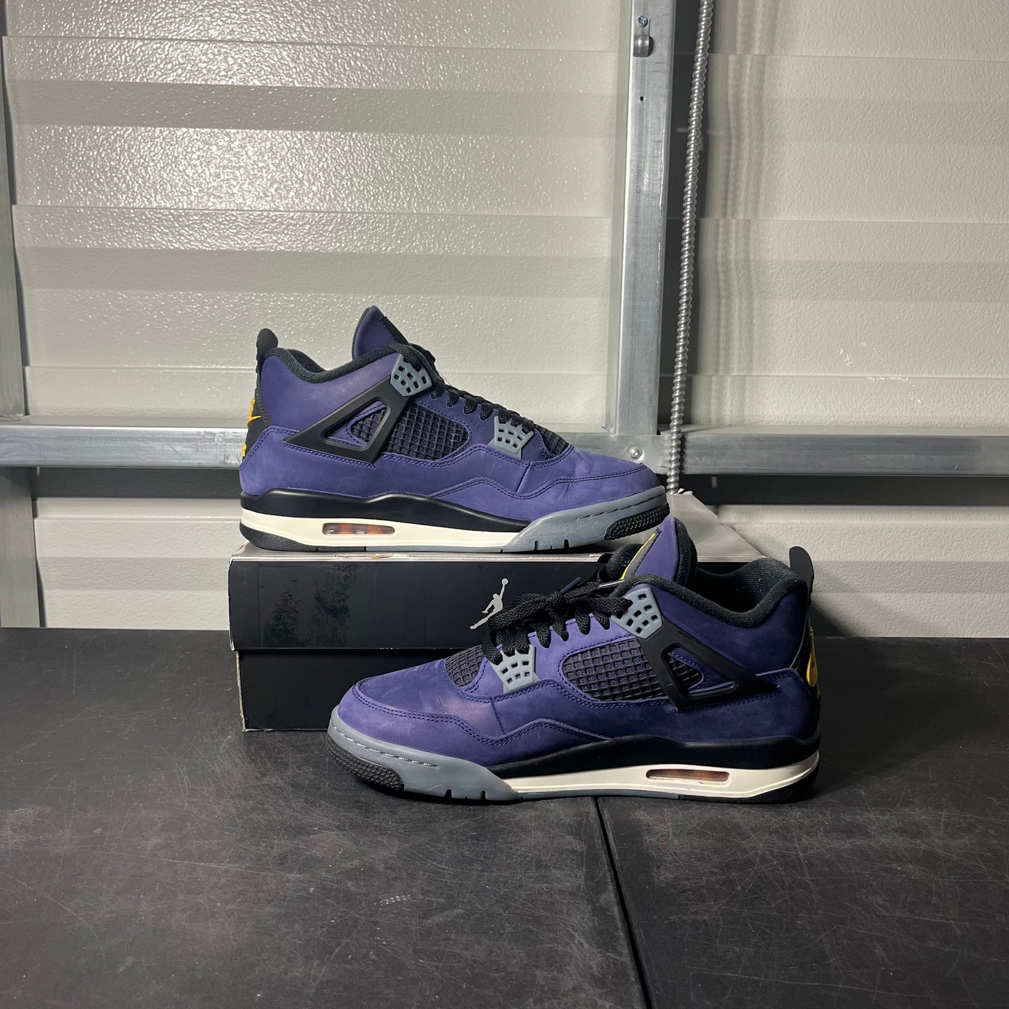 Size 11 - AJ 4 Laker
