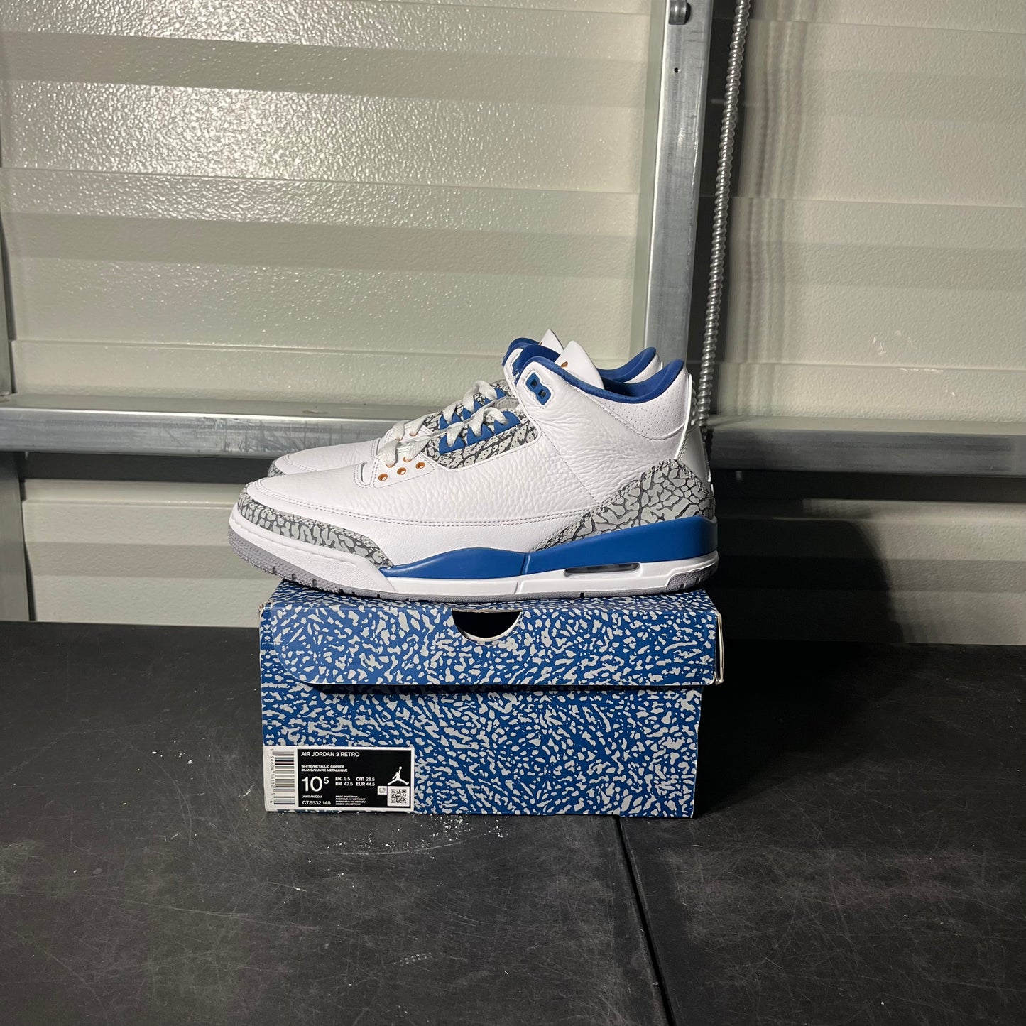 Size 10.5 - AJ 3 Wizard